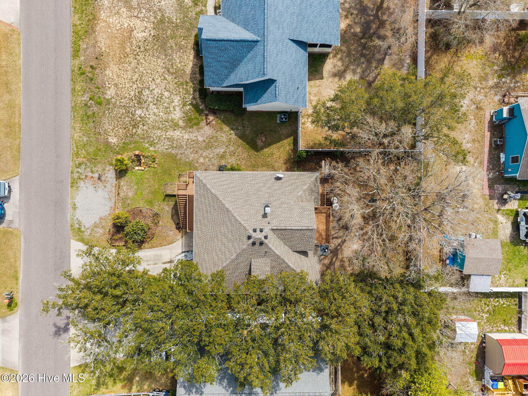 100564458 | Photo 51