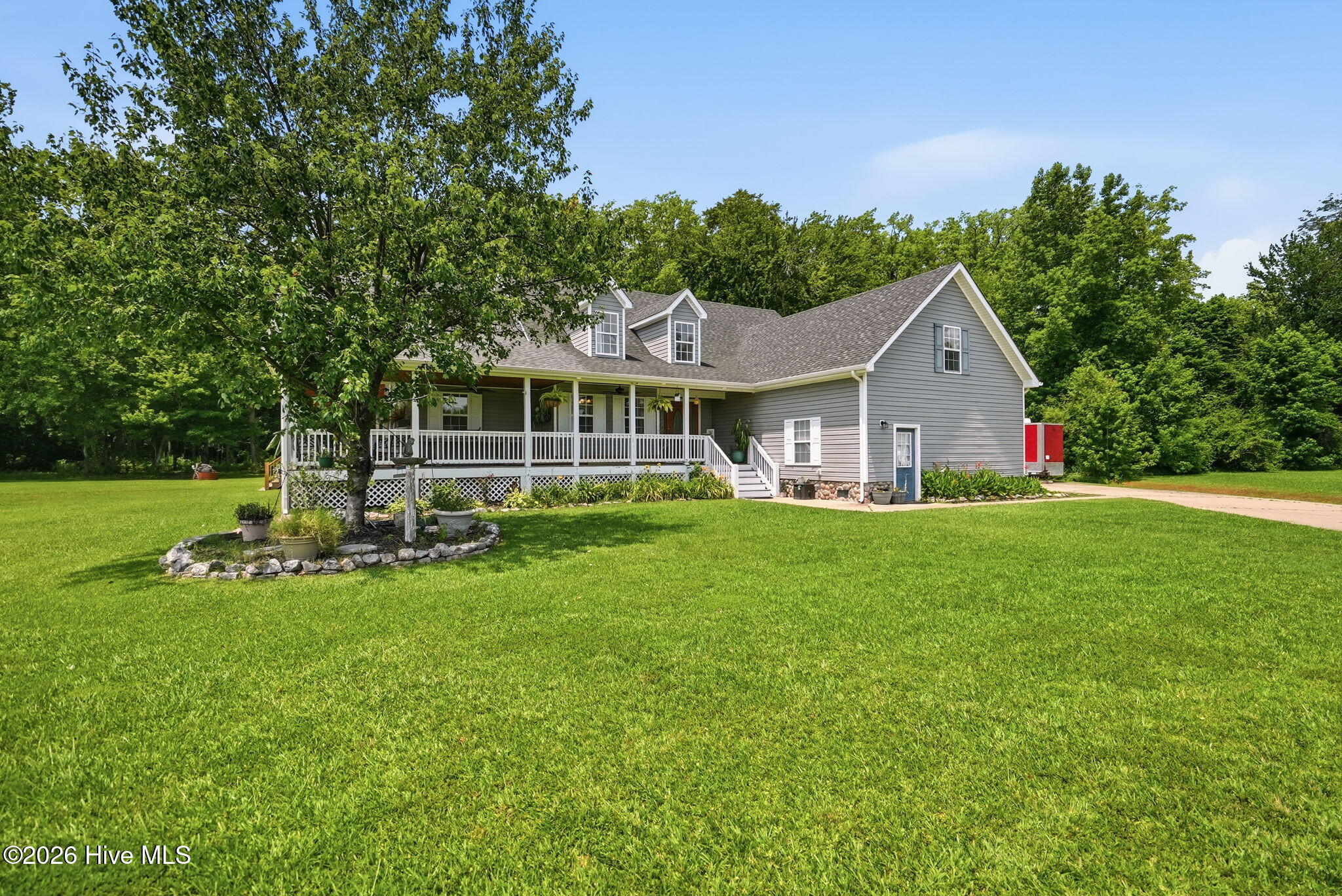 Featured listings