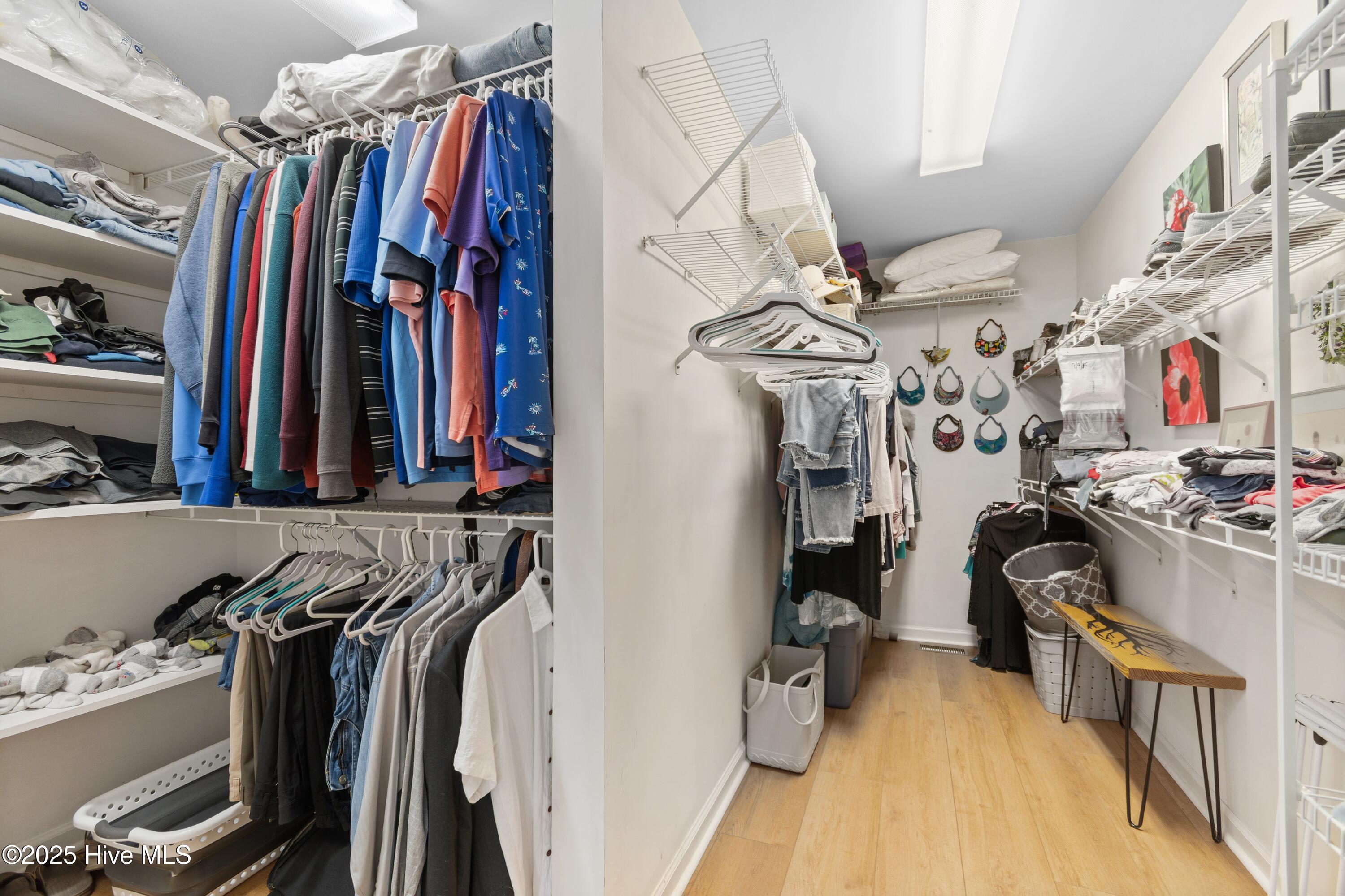 100531039 | Photo 24