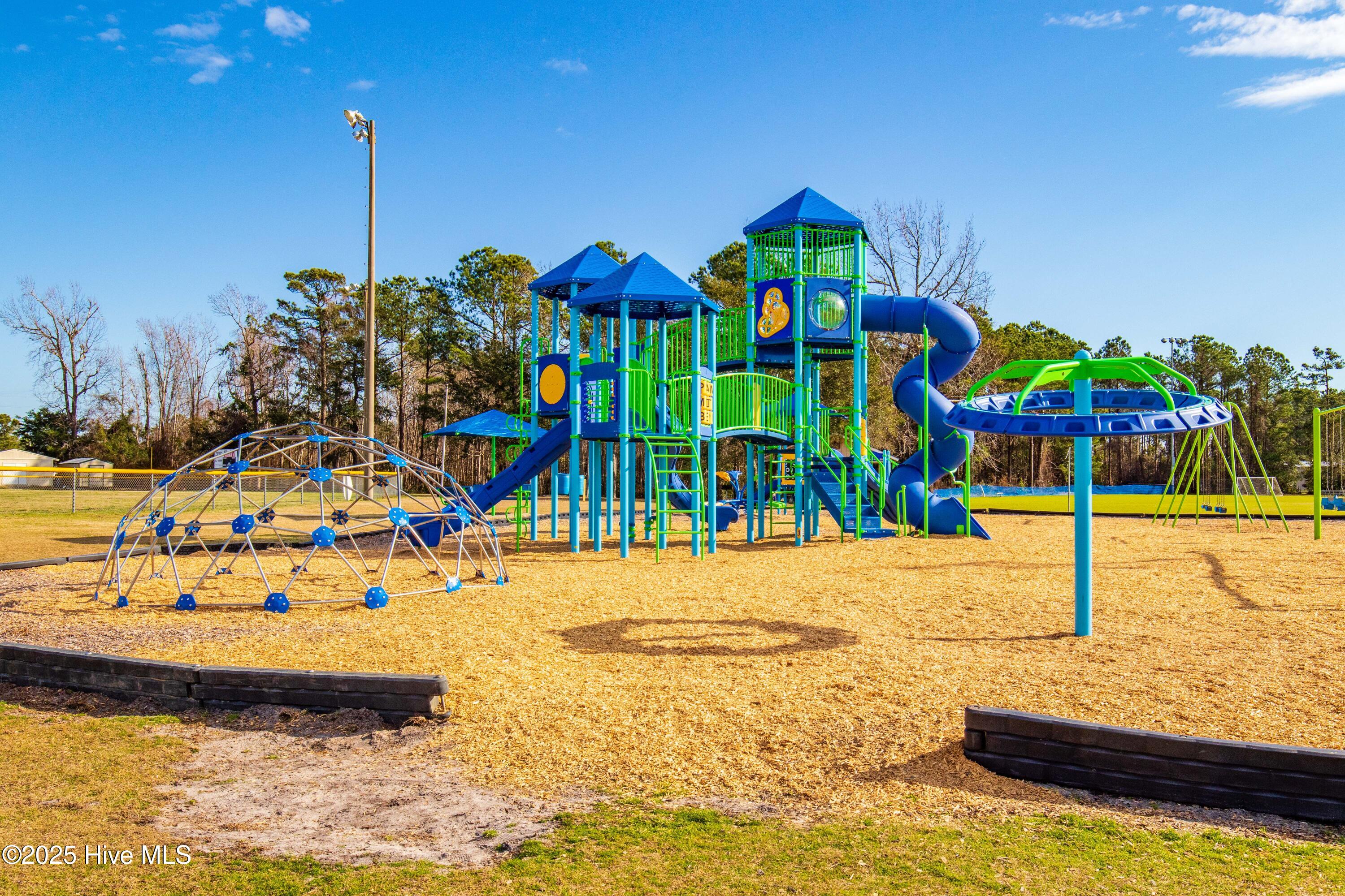 Homes for sale in Cedar Point, NC | 100 Abaco Dr E, Cedar Point, NC 28584 | MLS# 100522137