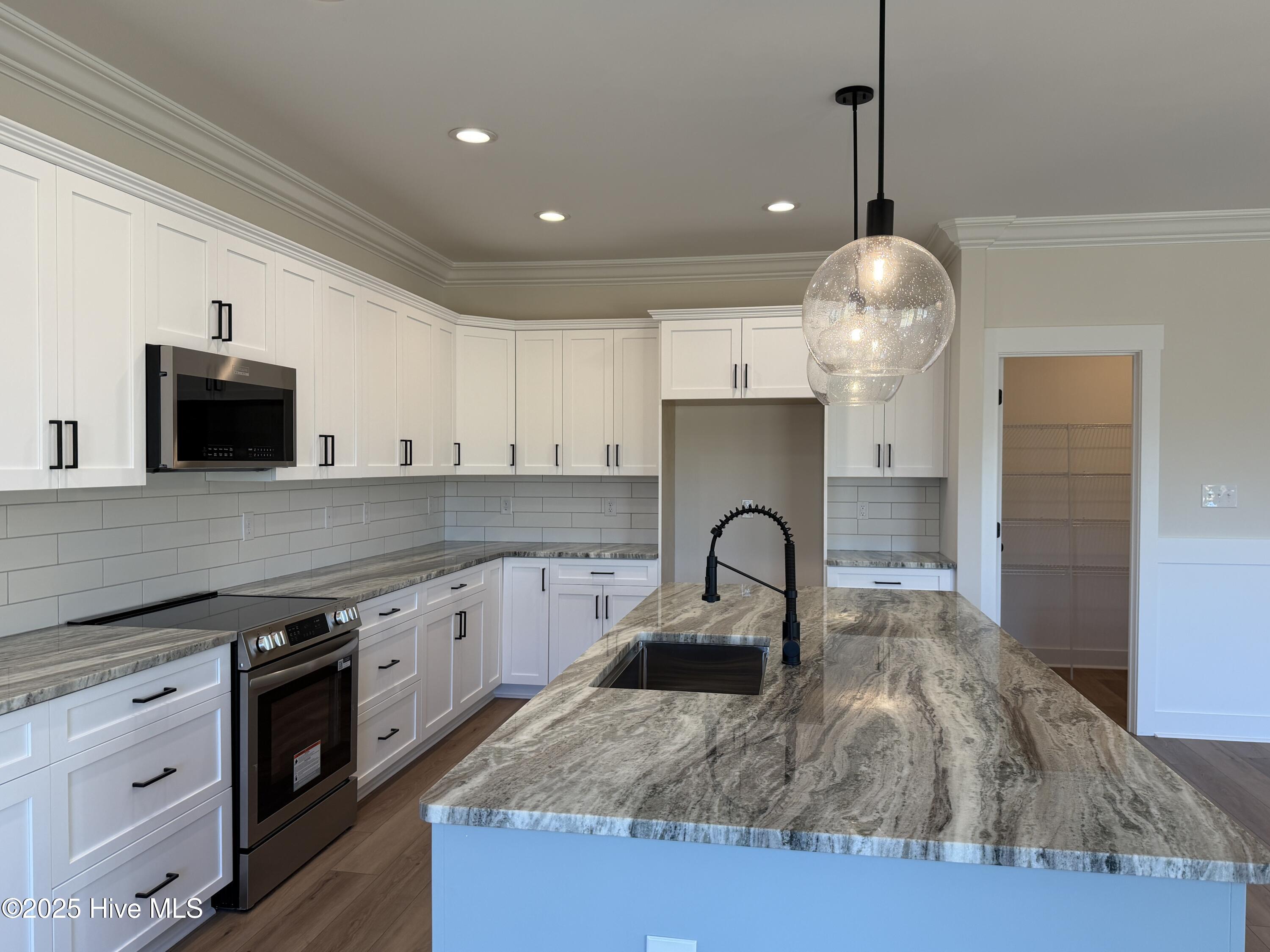 100500260 | Photo 11