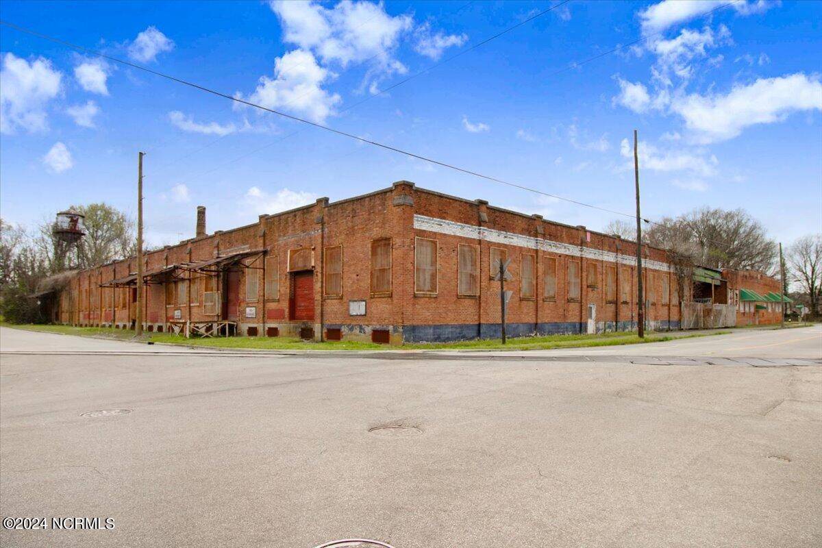 523 Flitter Hill Road, Whiteville, NC, 28472