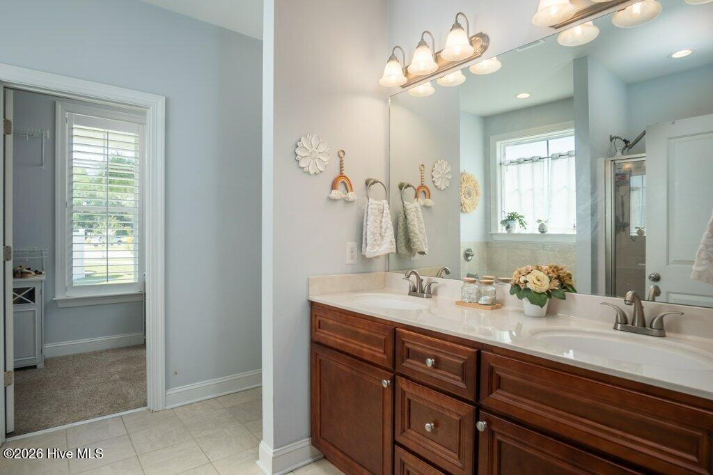 100569625 | Photo 29