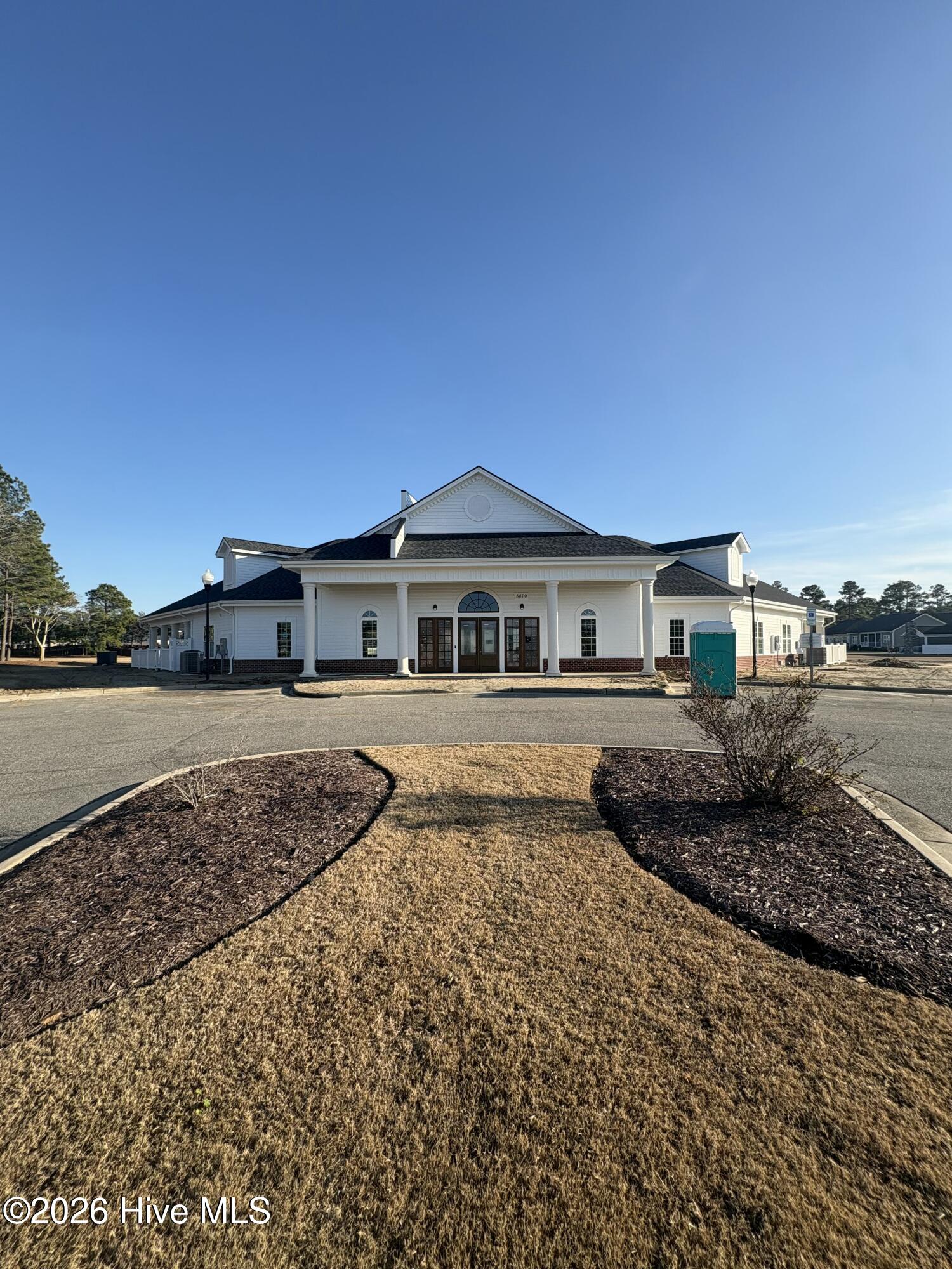 100547229 | Photo 69