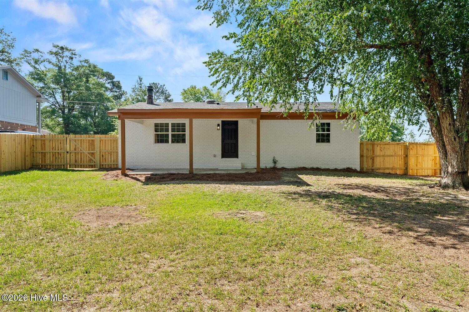 22-3605 Cameron Dr 22