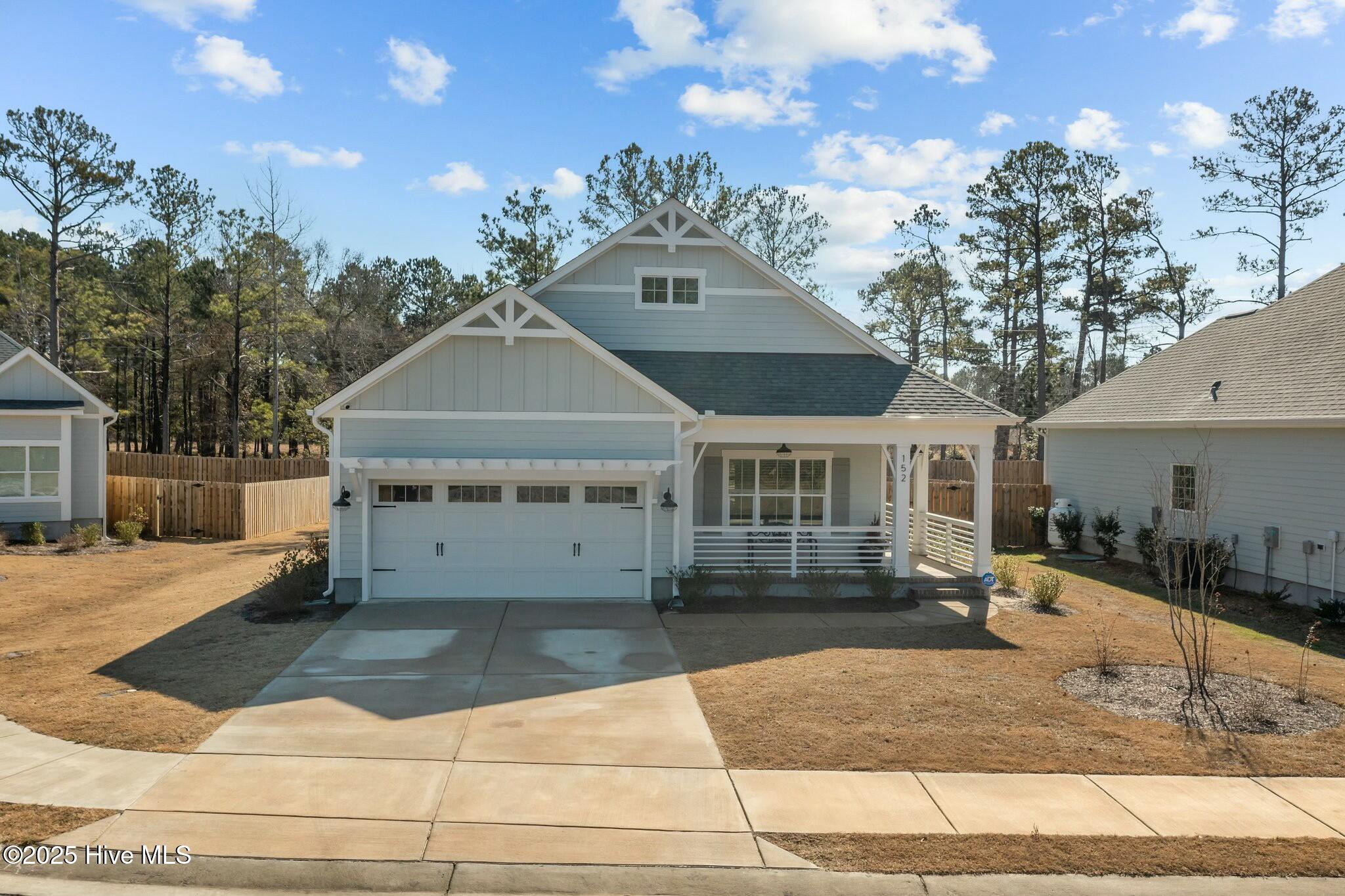 100558663 | Photo 37