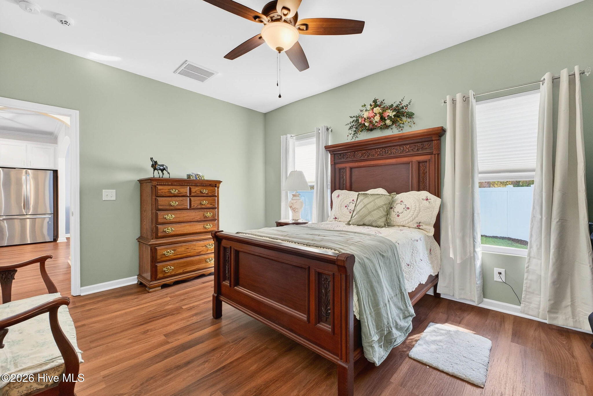 100564797 | Photo 11