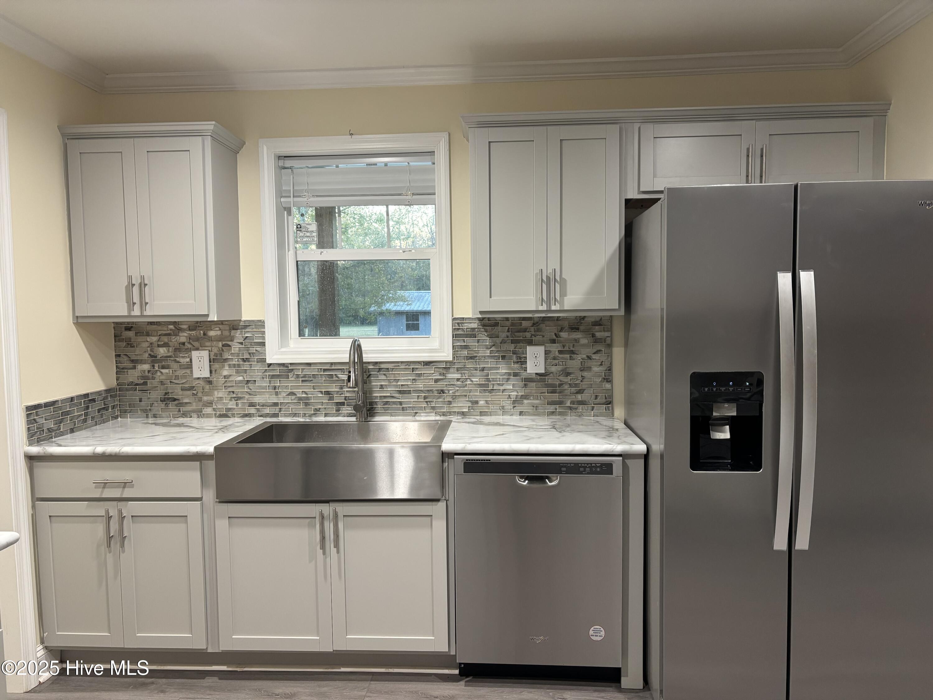 100540398 | Photo 17