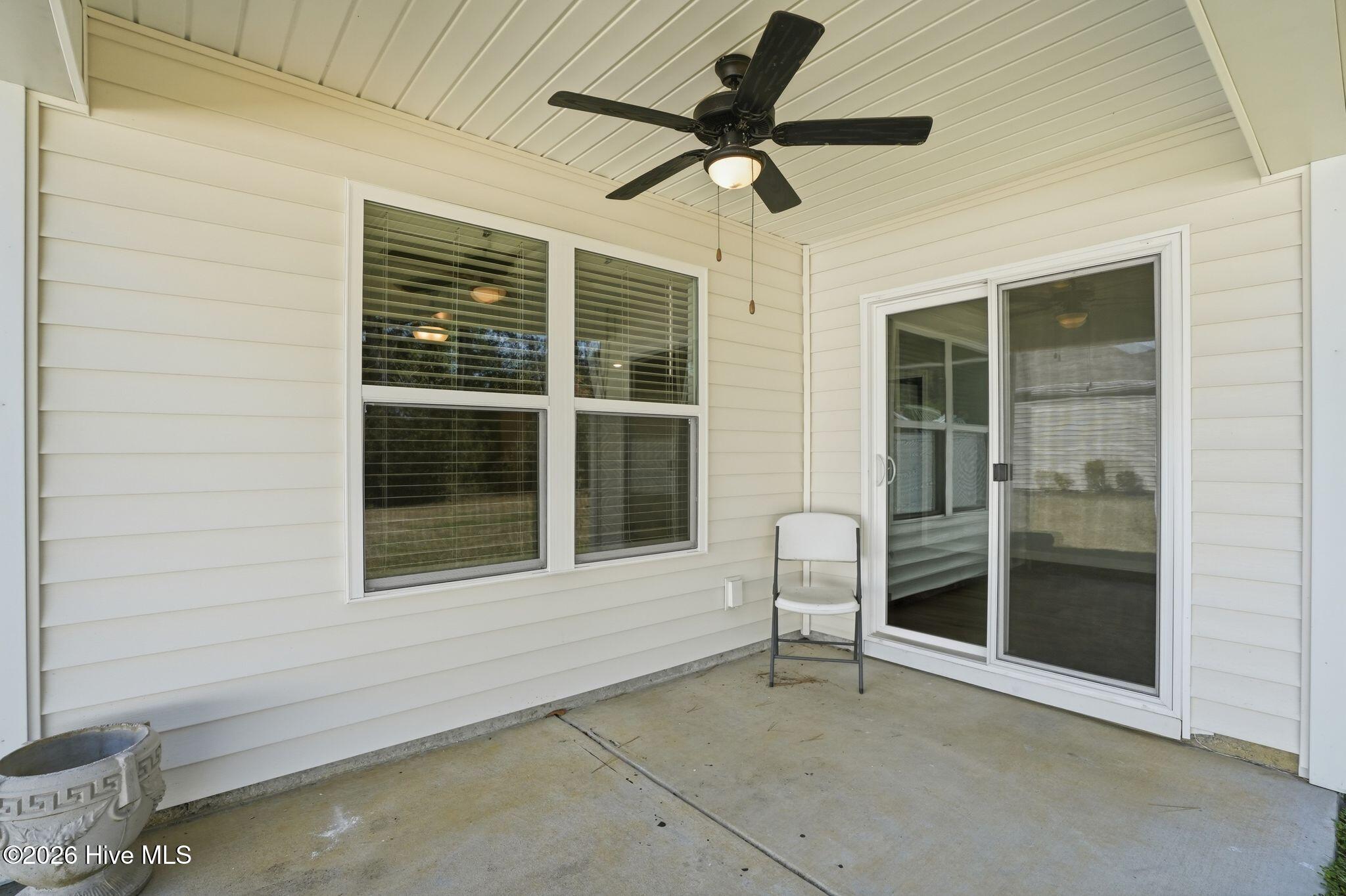 100558624 | Photo 48