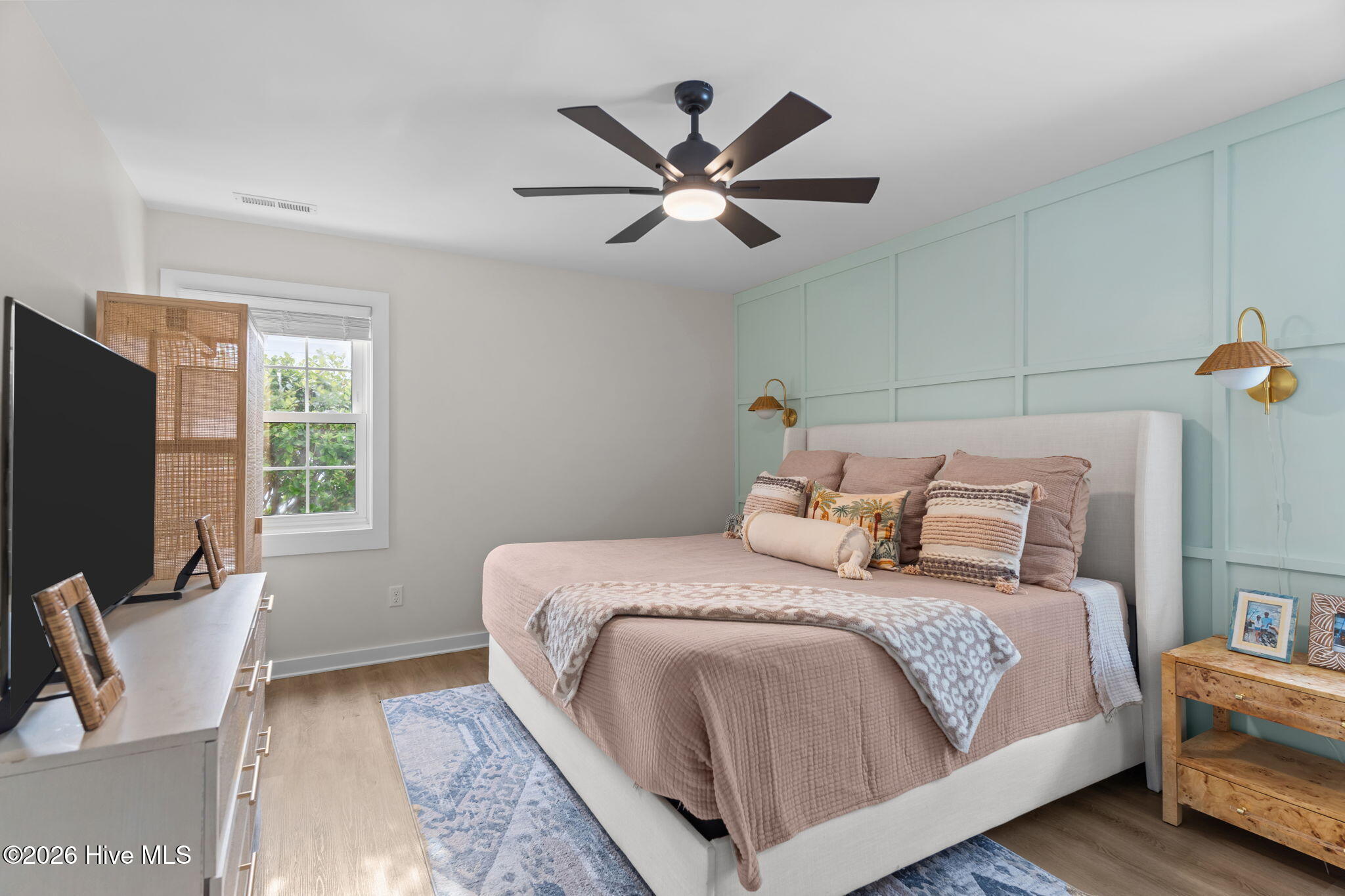 100552311 | Photo 27