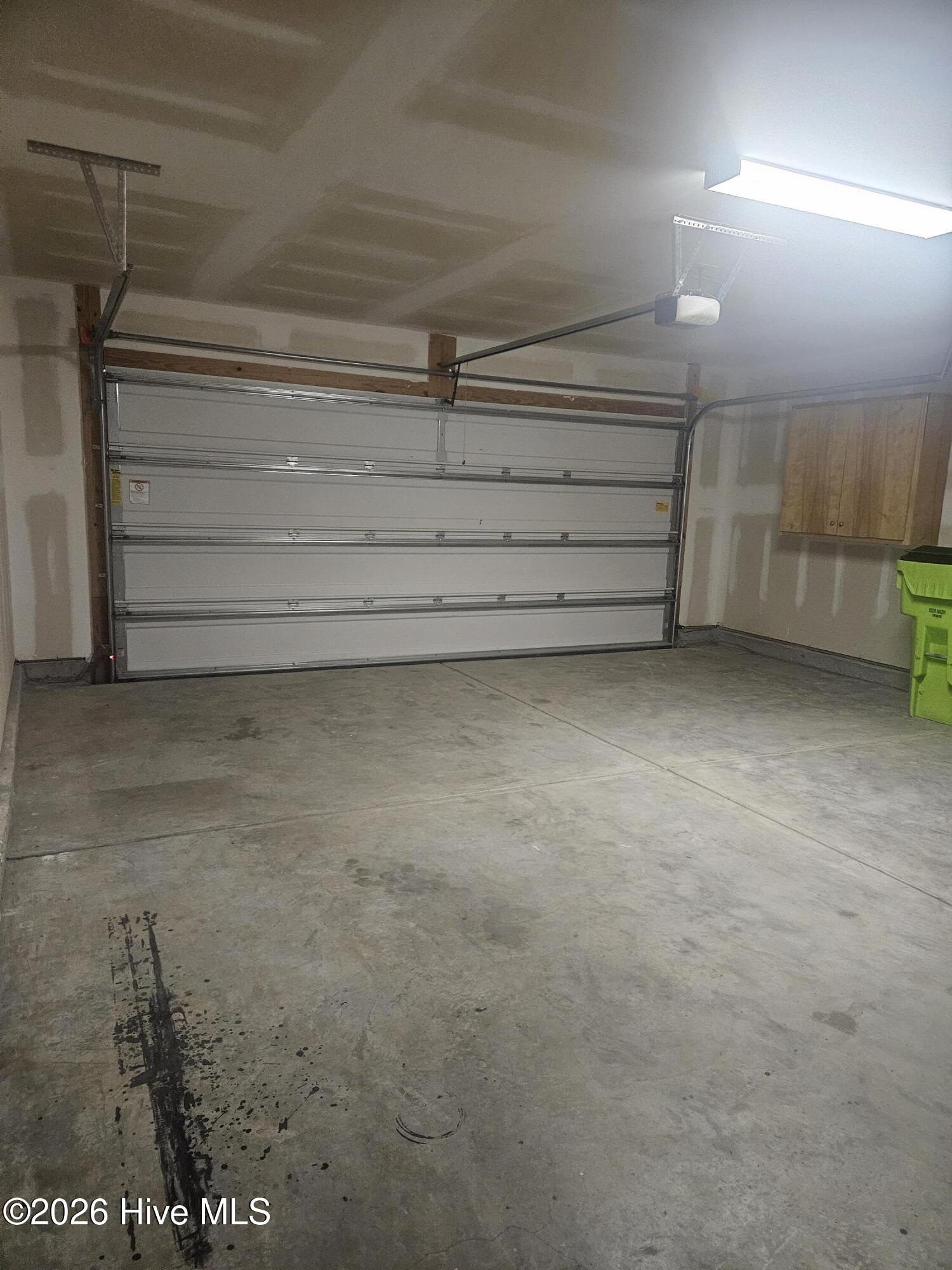 100556834 | Photo 28