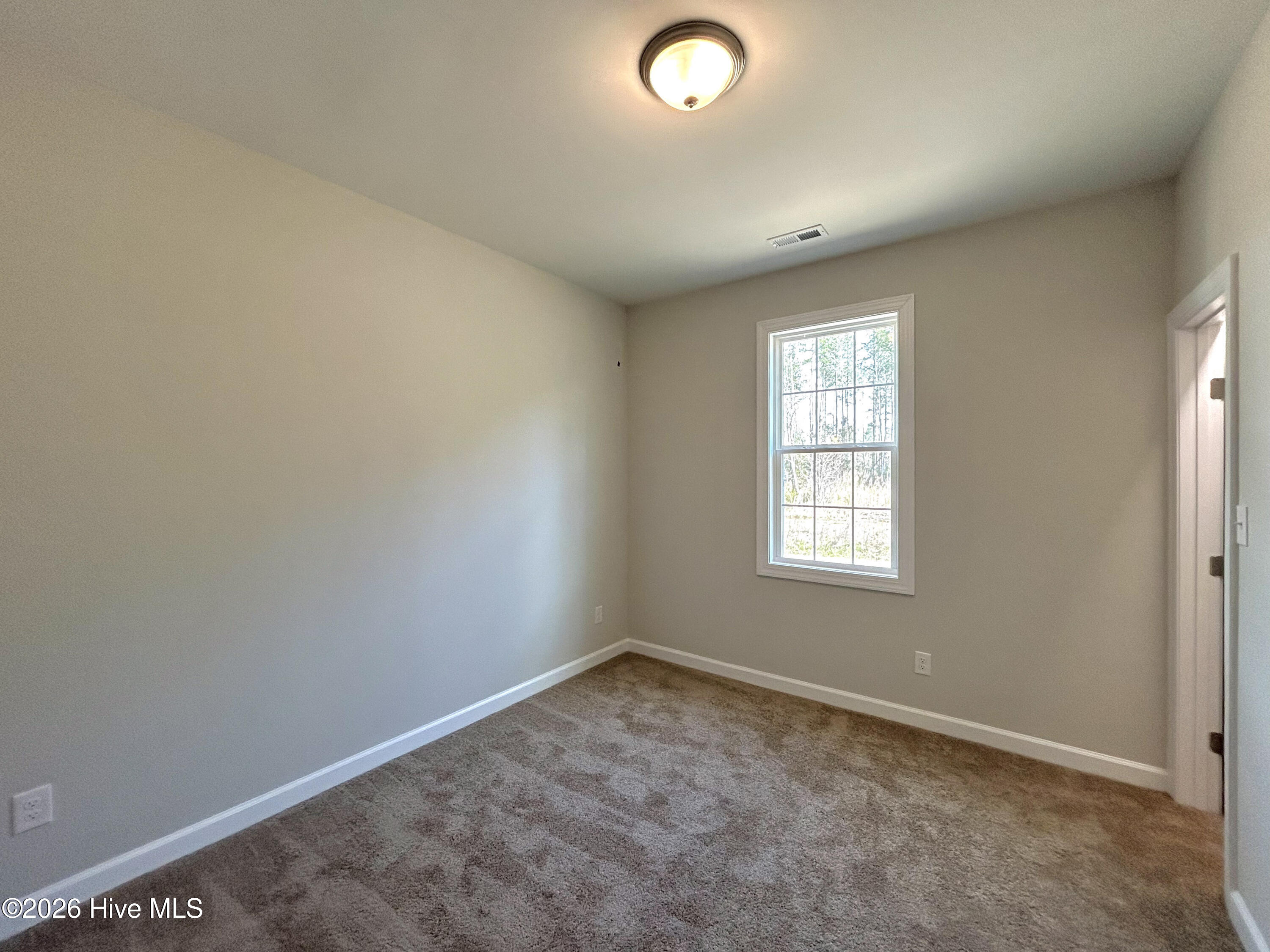 100560362 | Photo 45