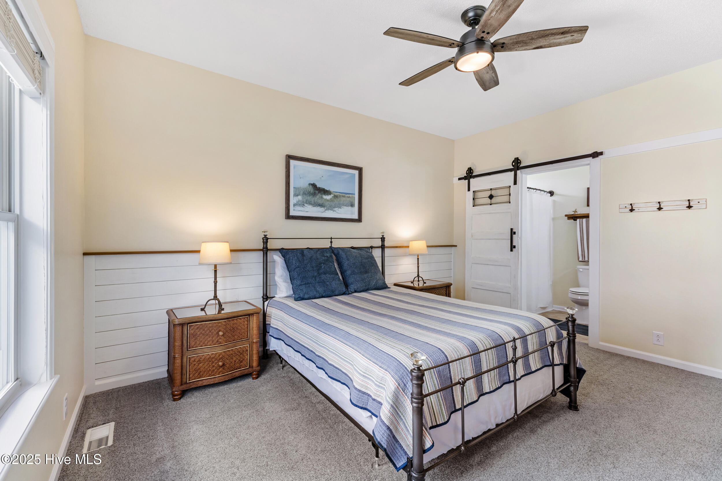 100544226 | Photo 13