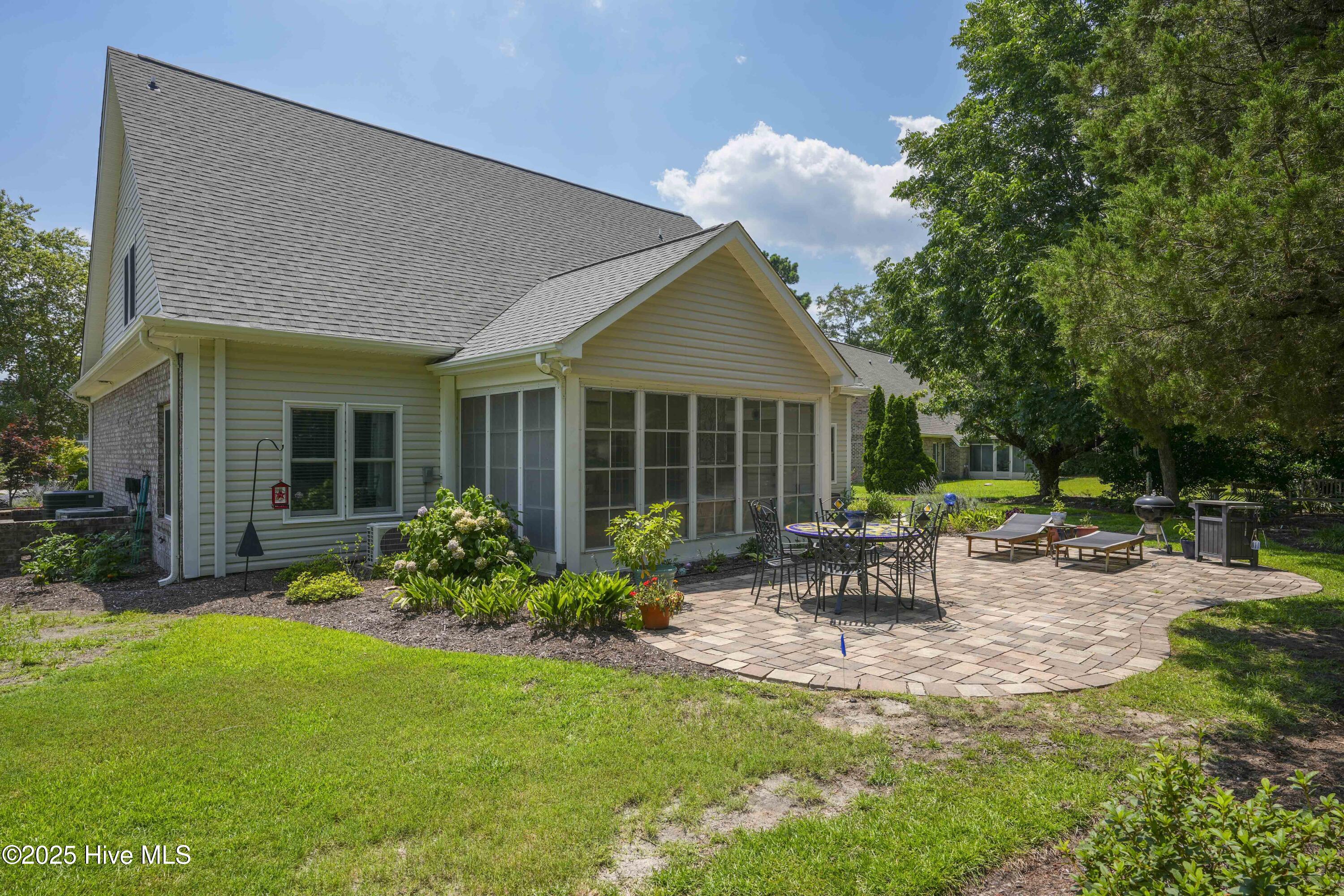 100515655 | Photo 44