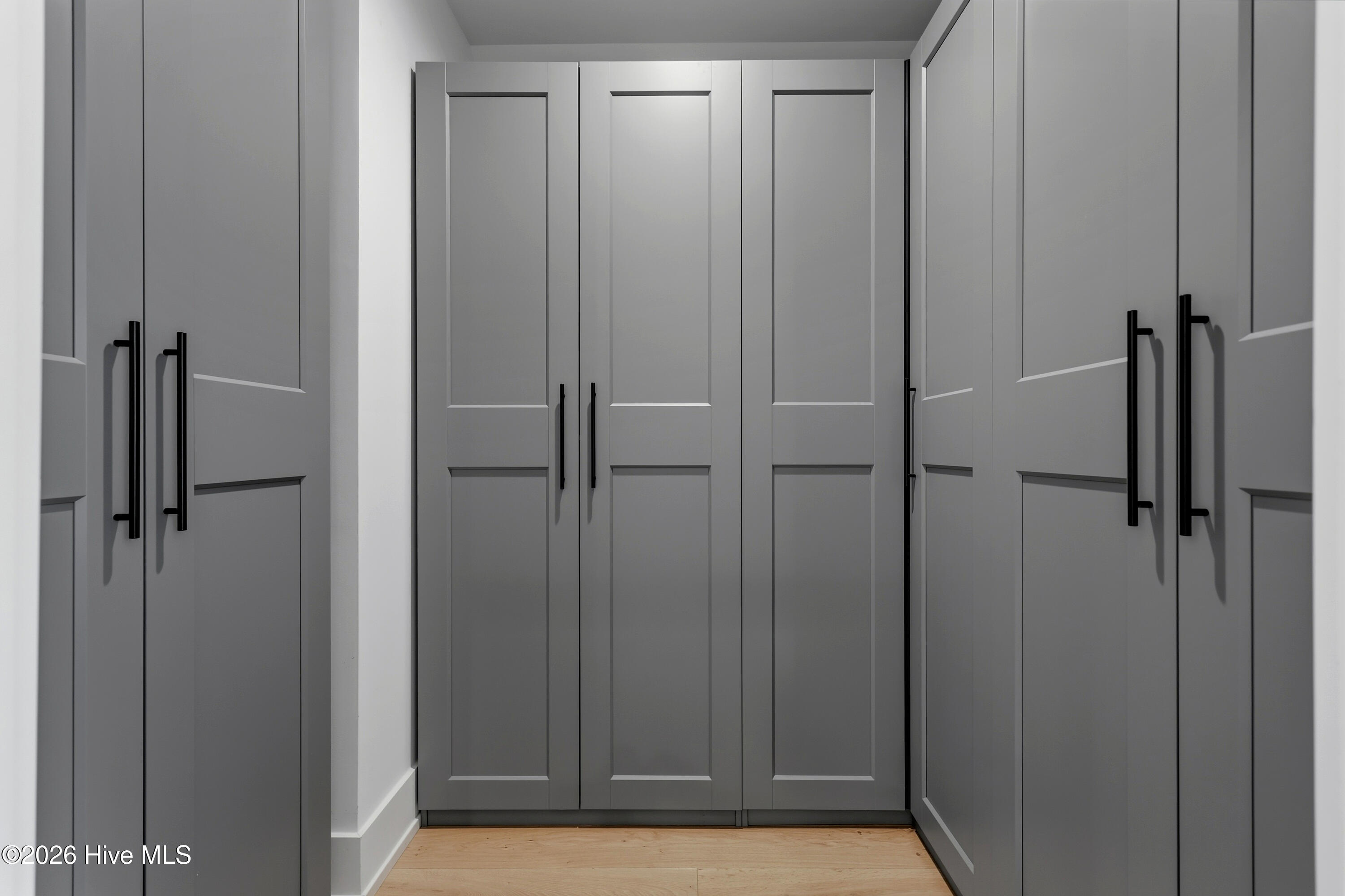 100554567 | Photo 30