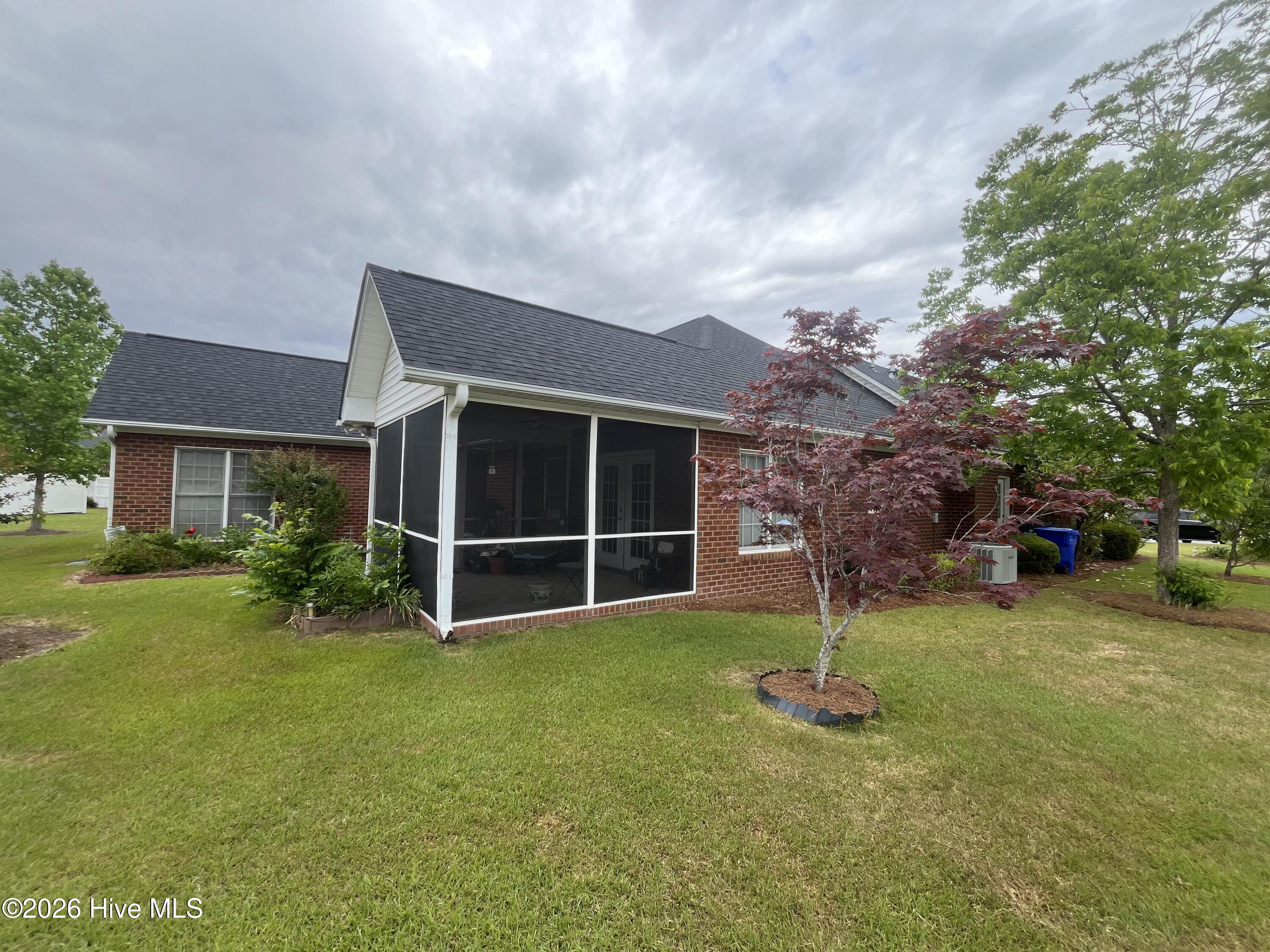 Homes for sale in Winterville, NC | 3704 New Castle Ct, Winterville, NC 28590 | MLS# 100571200