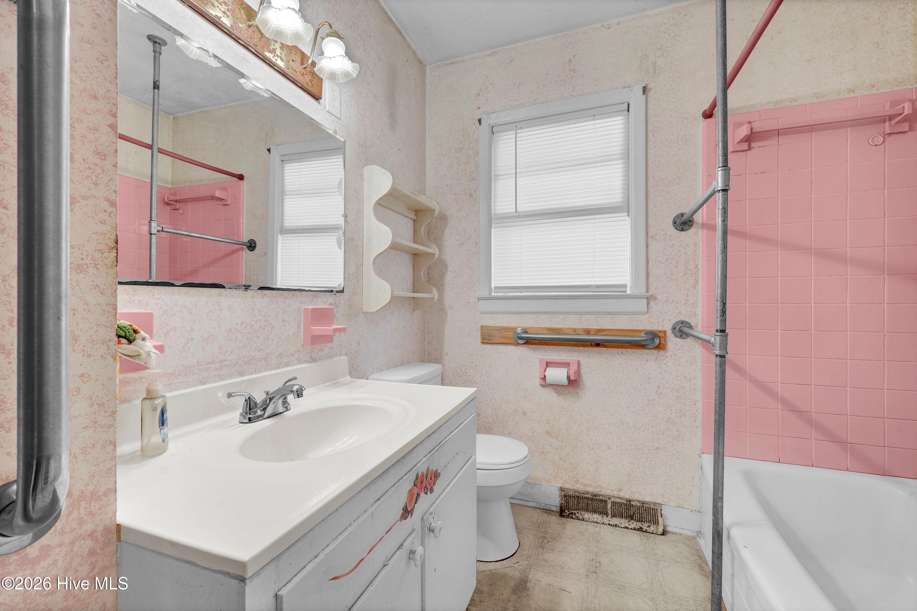 Shirley Johnson - MLS Number: 100580350