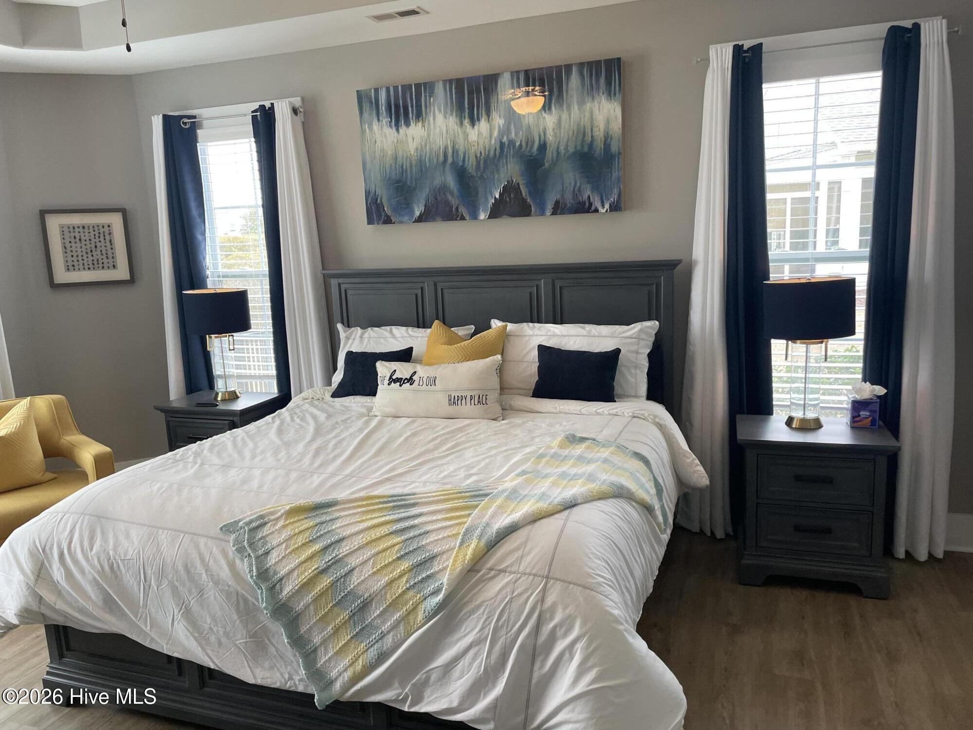 100555586 | Photo 21