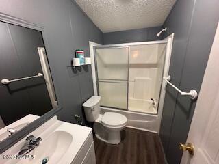 100566011 | Photo 12