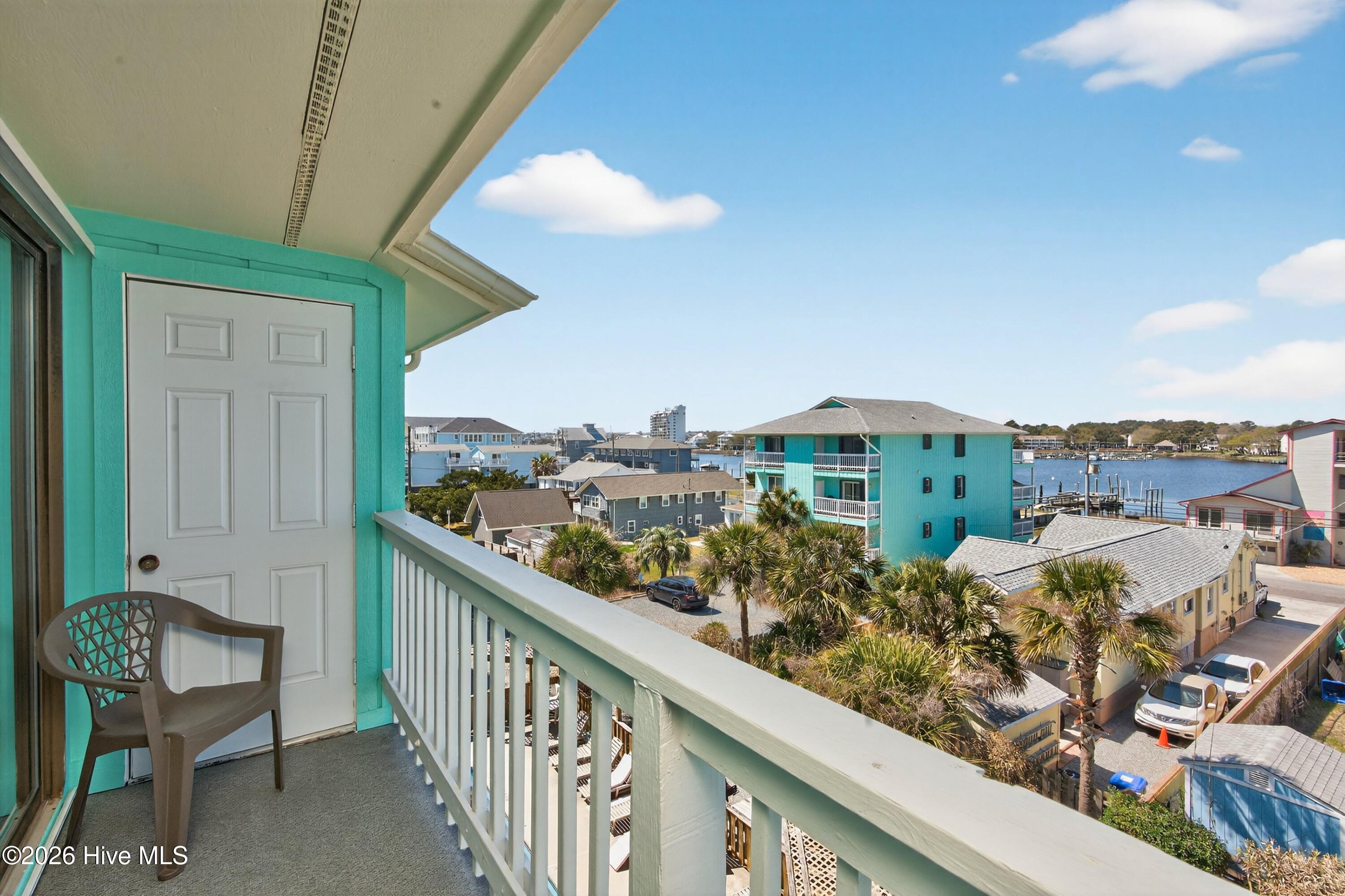 100563490 | Photo 29