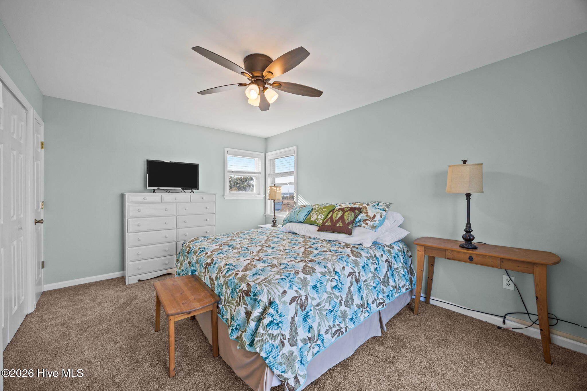 100553918 | Photo 26