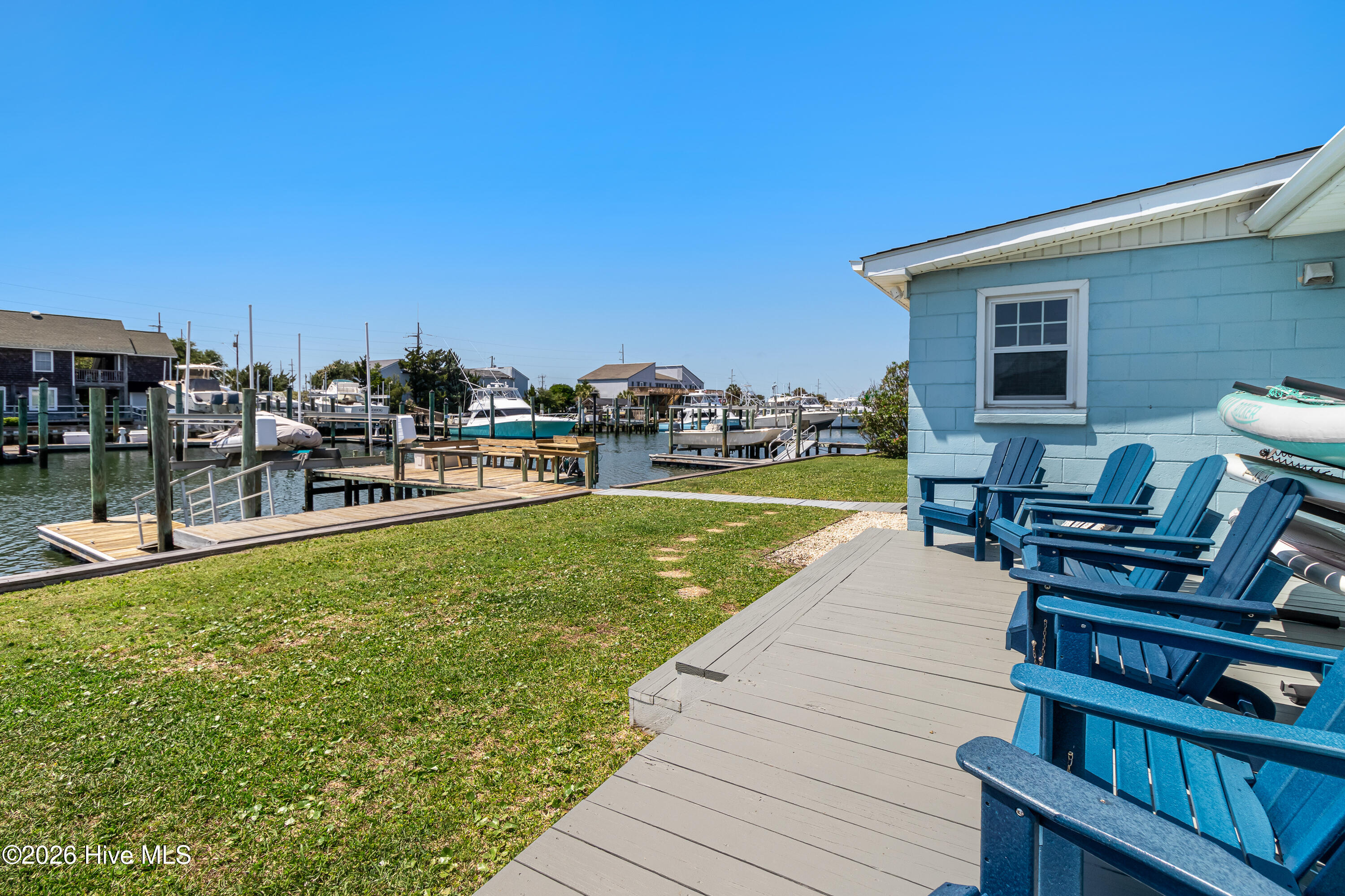 213 W Bogue Sound Drive,Atlantic Beach
