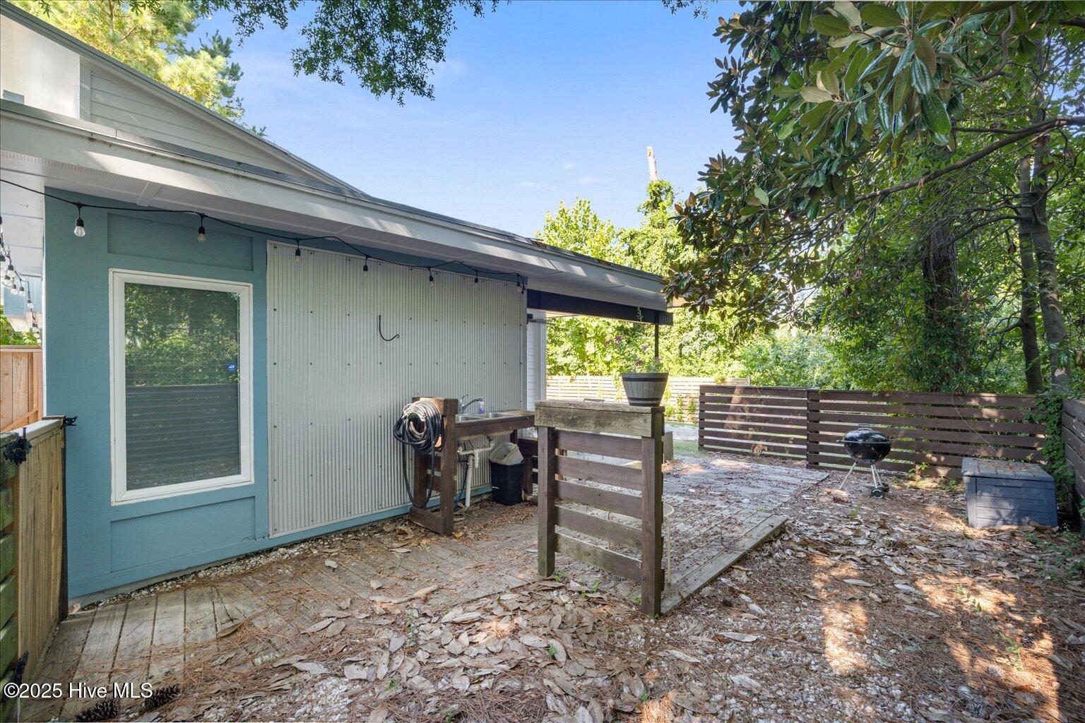 100528295 | Photo 48