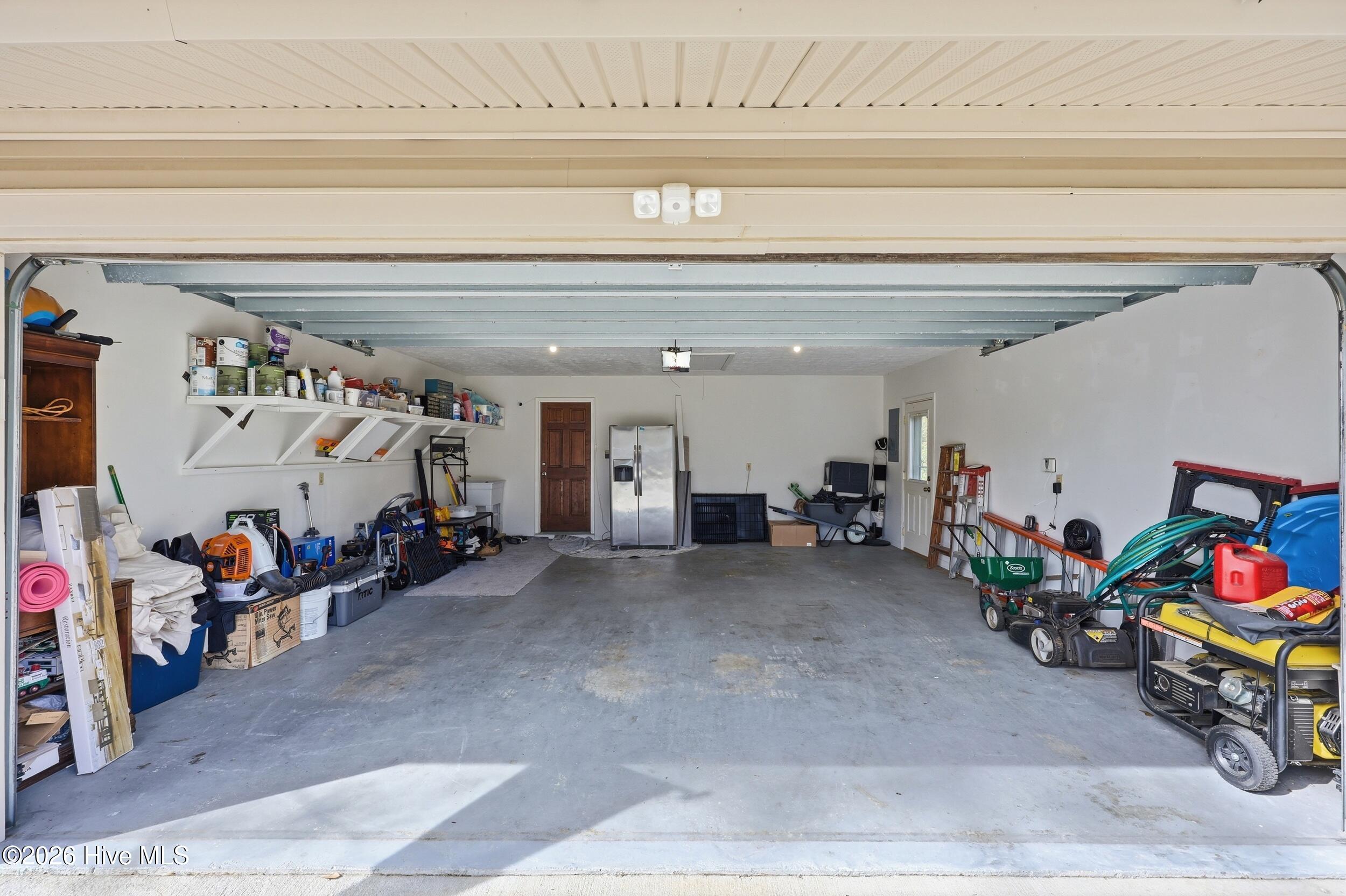 100565062 | Photo 22