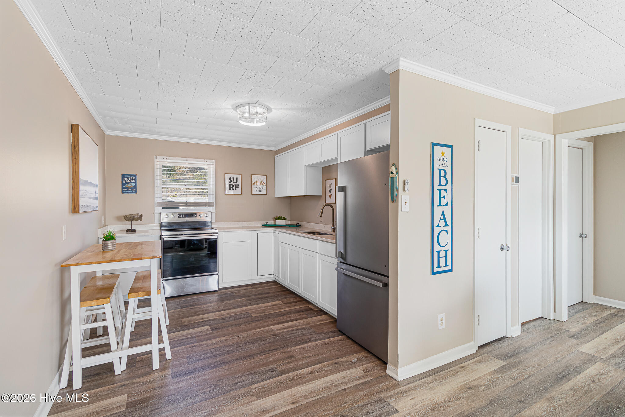 100553851 | Photo 17