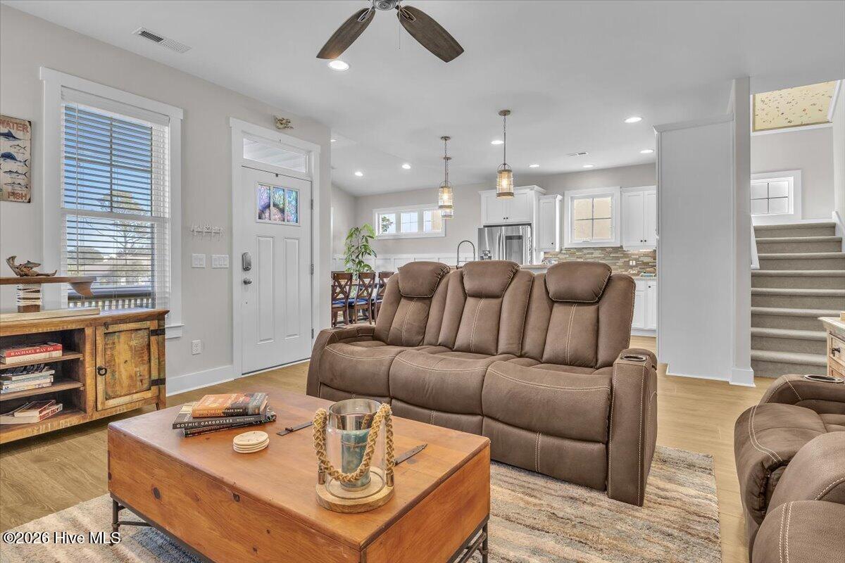 305 Ivy Lane, Carolina Beach, NC, 28428