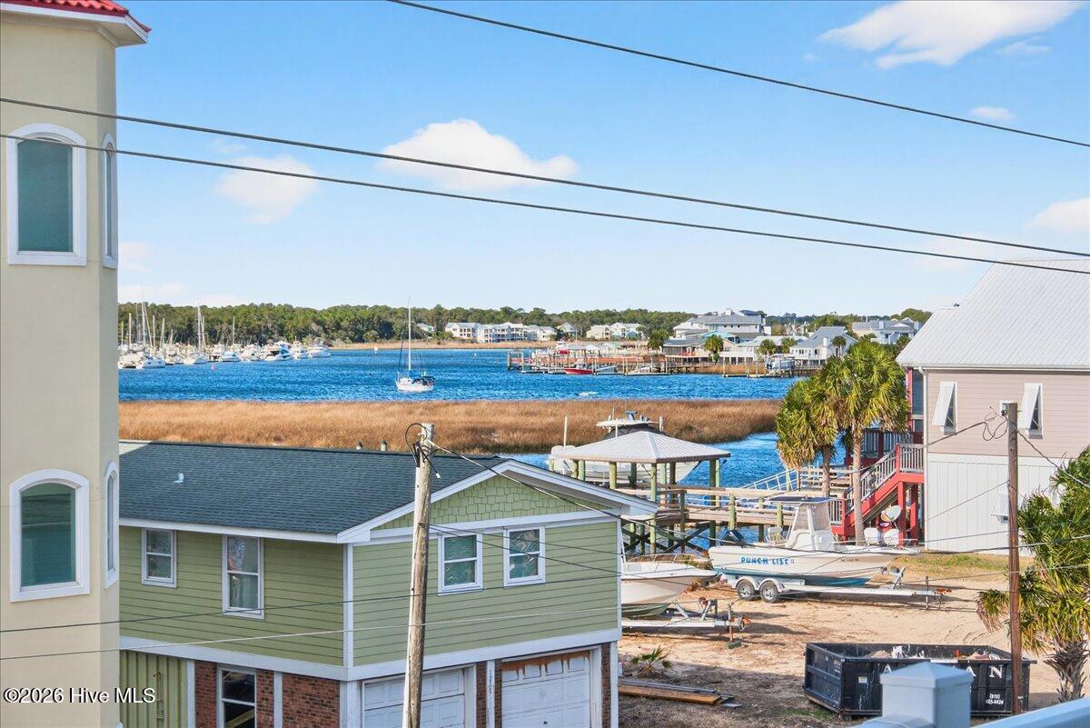 100549293 | Photo 70