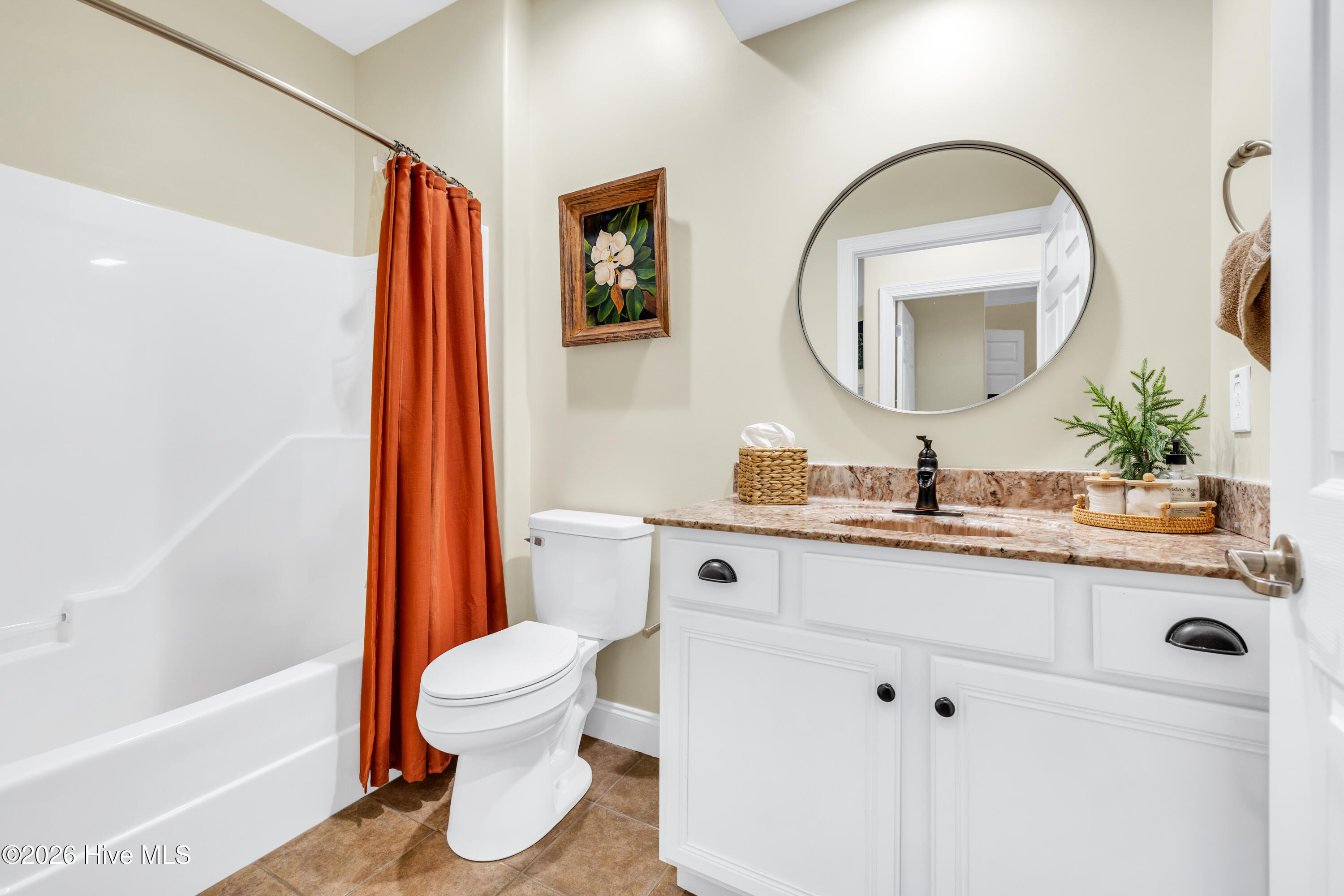 100550739 | Photo 33