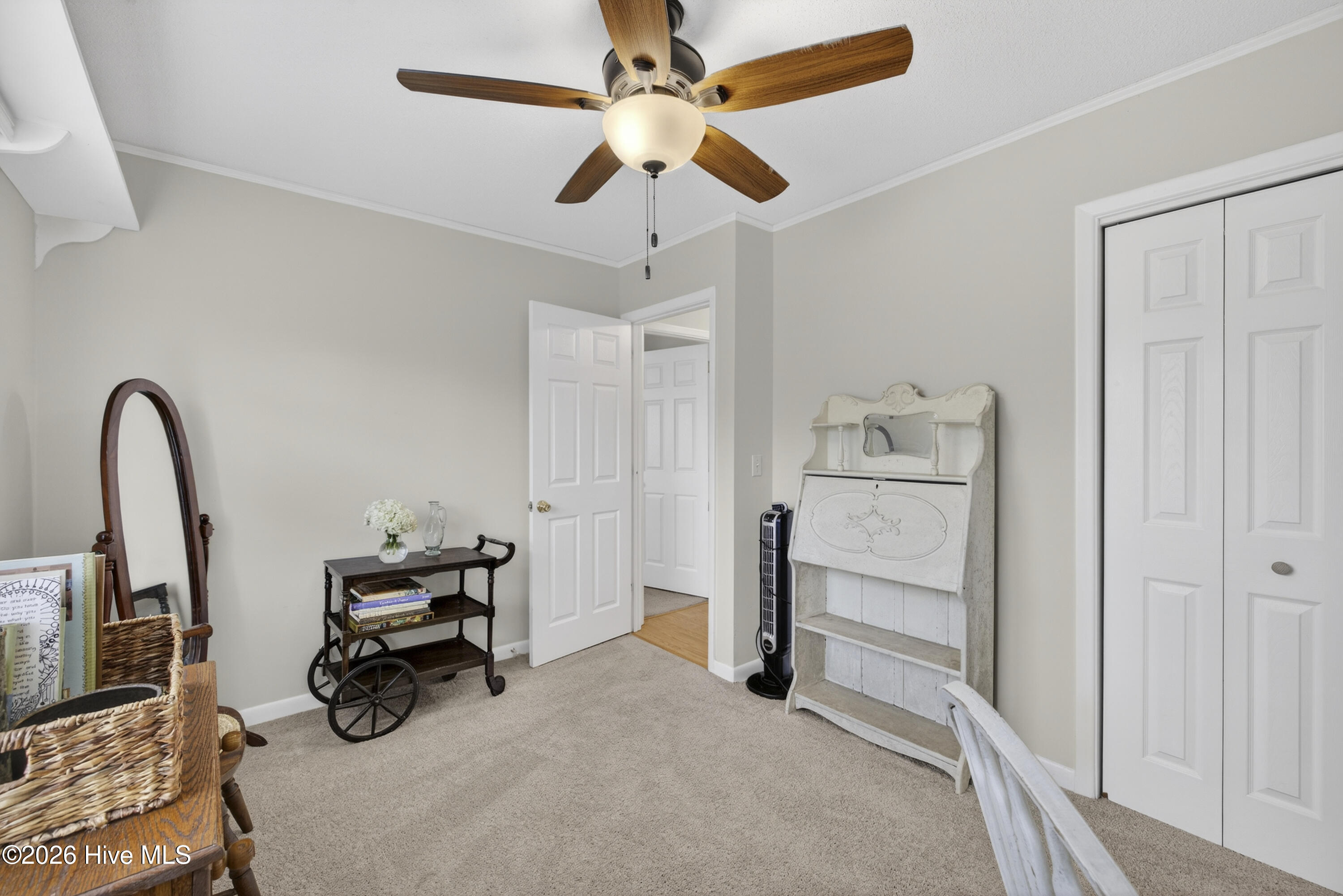 100555810 | Photo 23