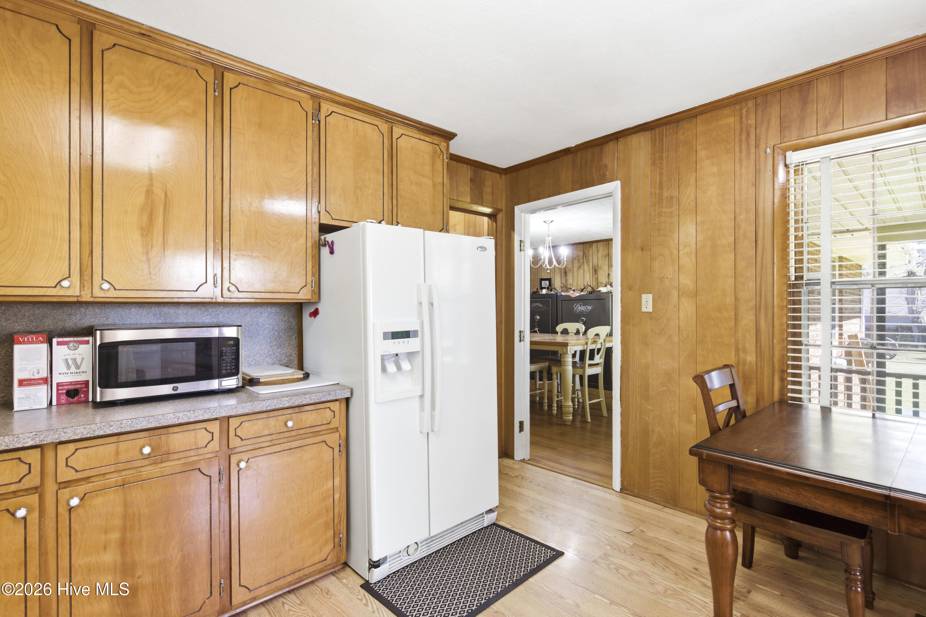 100561797 | Photo 41