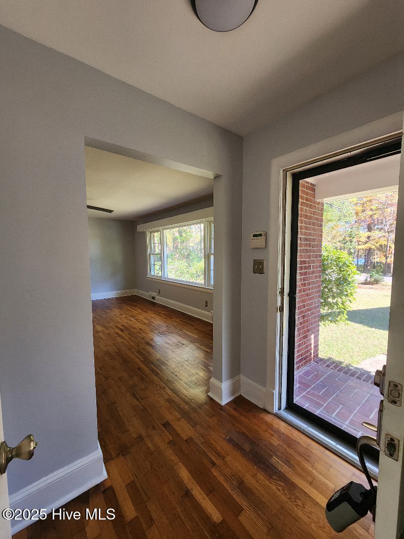 100540372 | Photo 11