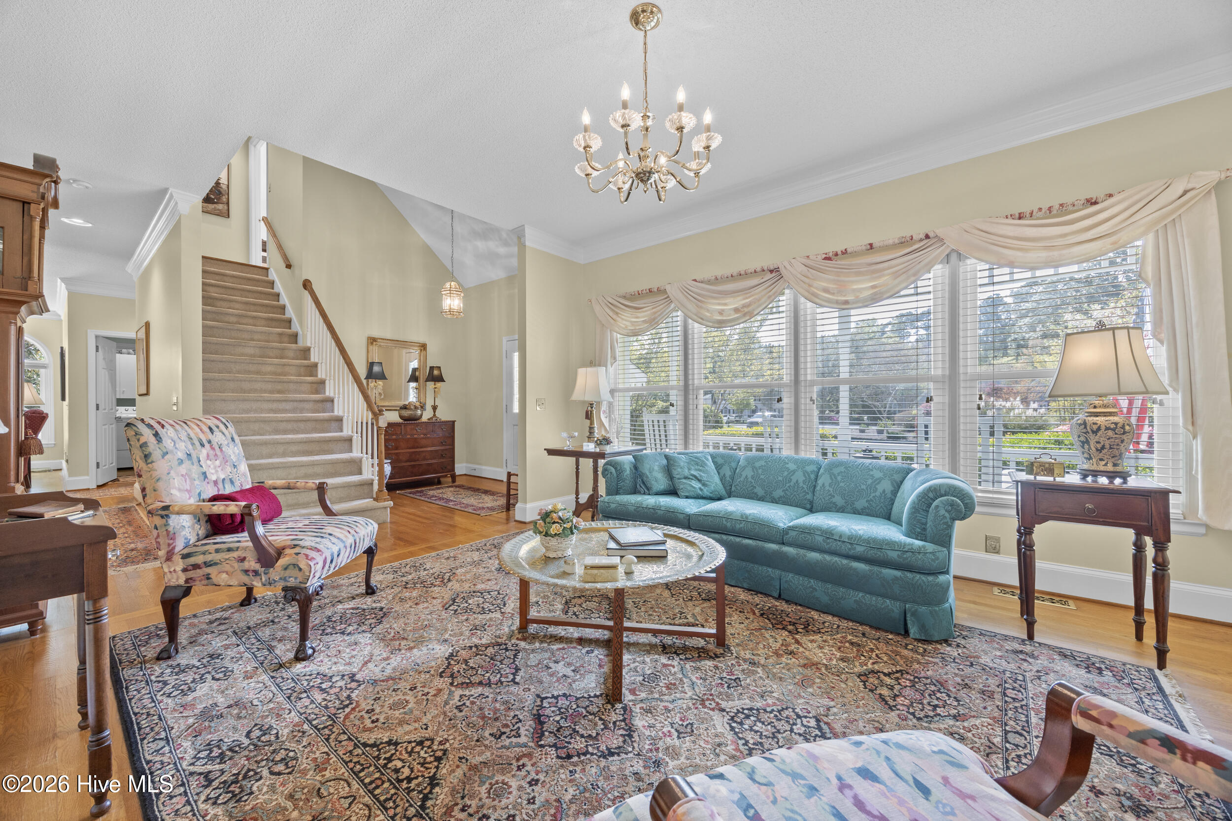 100564035 | Photo 16