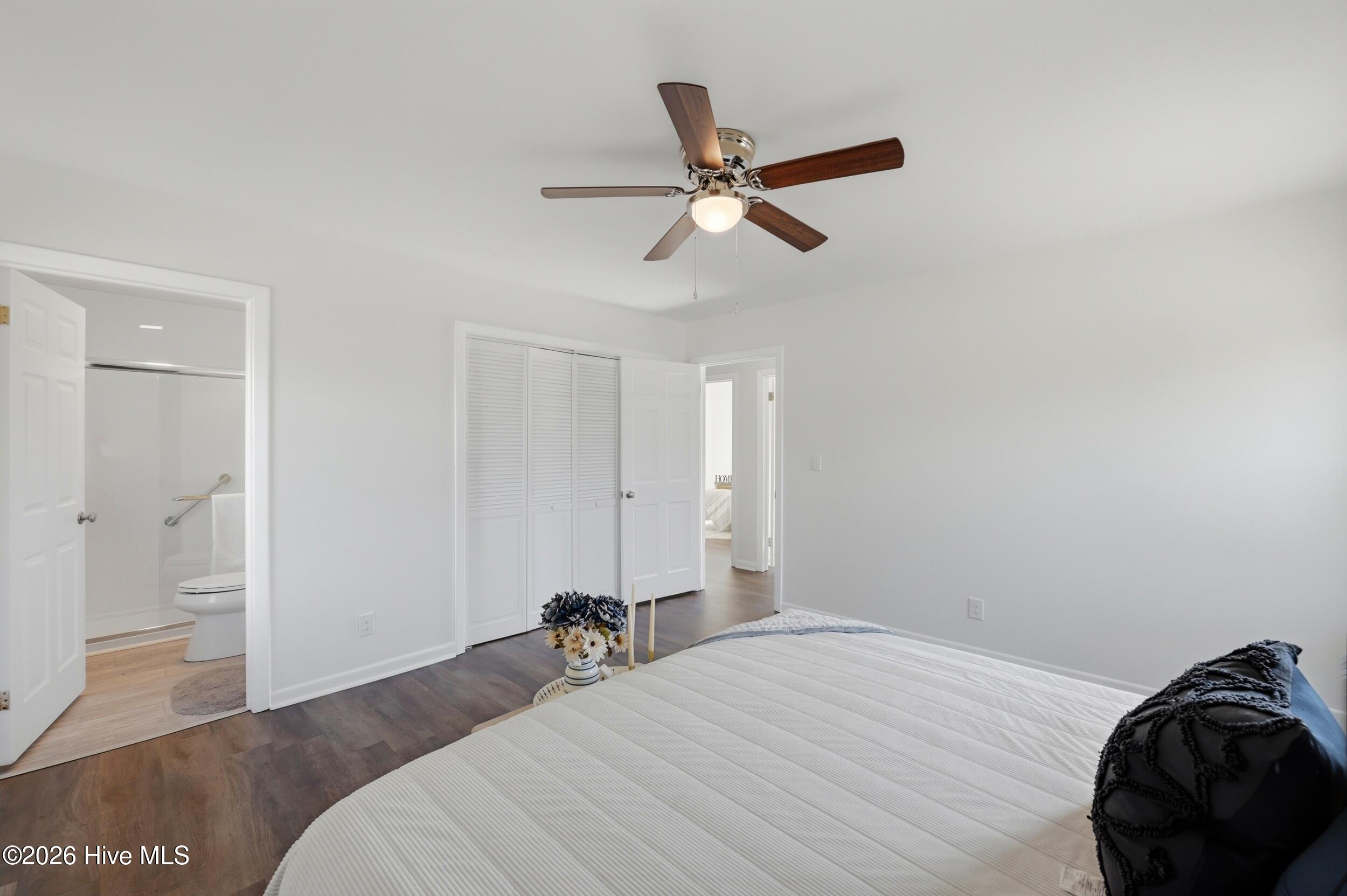 100555632 | Photo 22