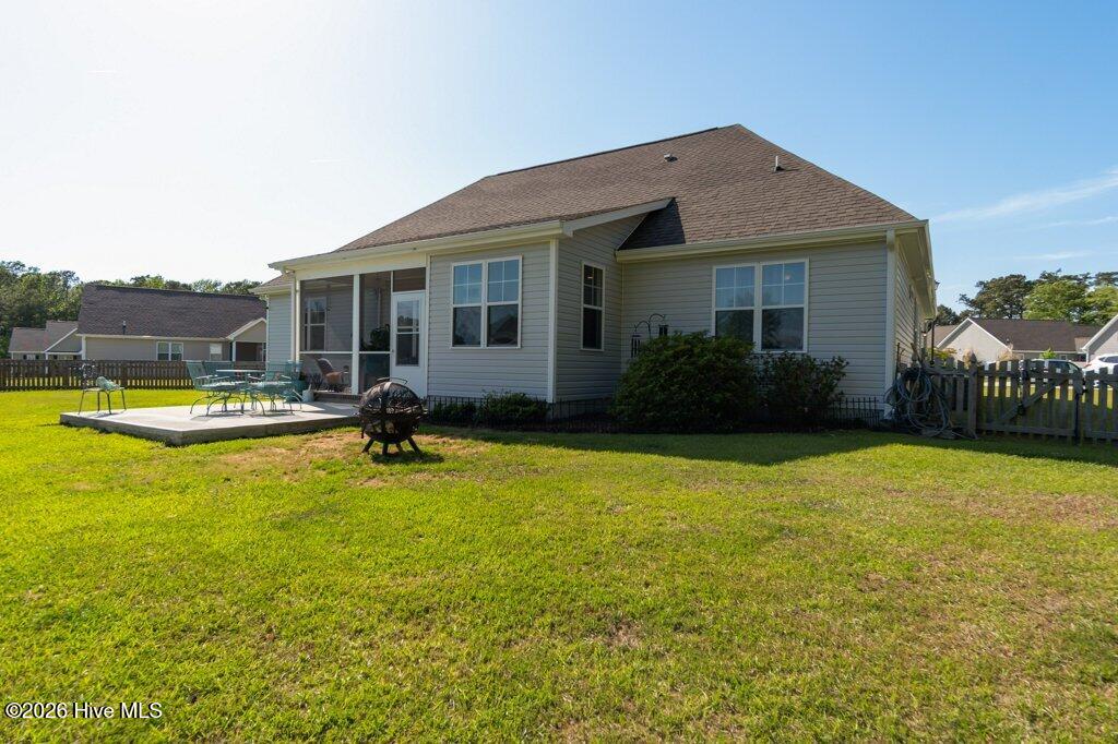 100569625 | Photo 44