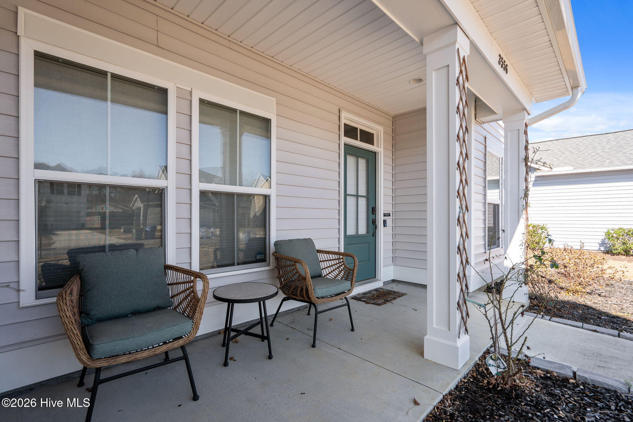 100549684 | Photo 41