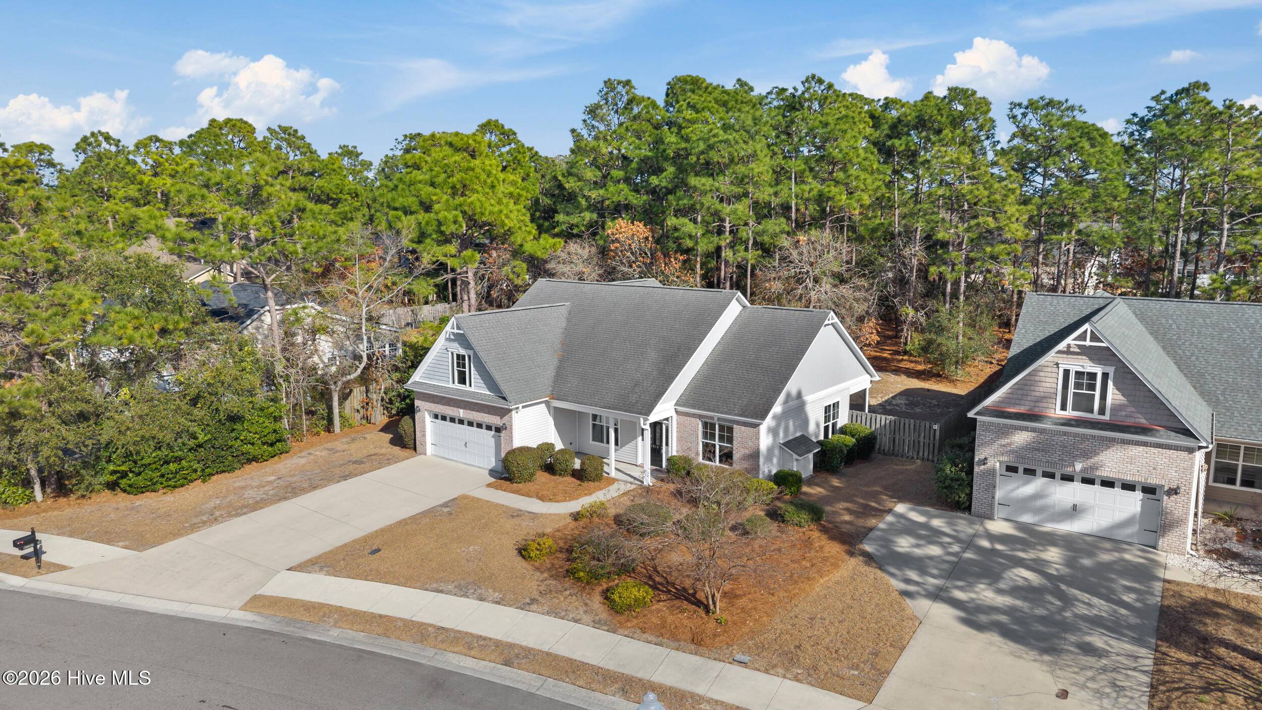 100550735 | Photo 32