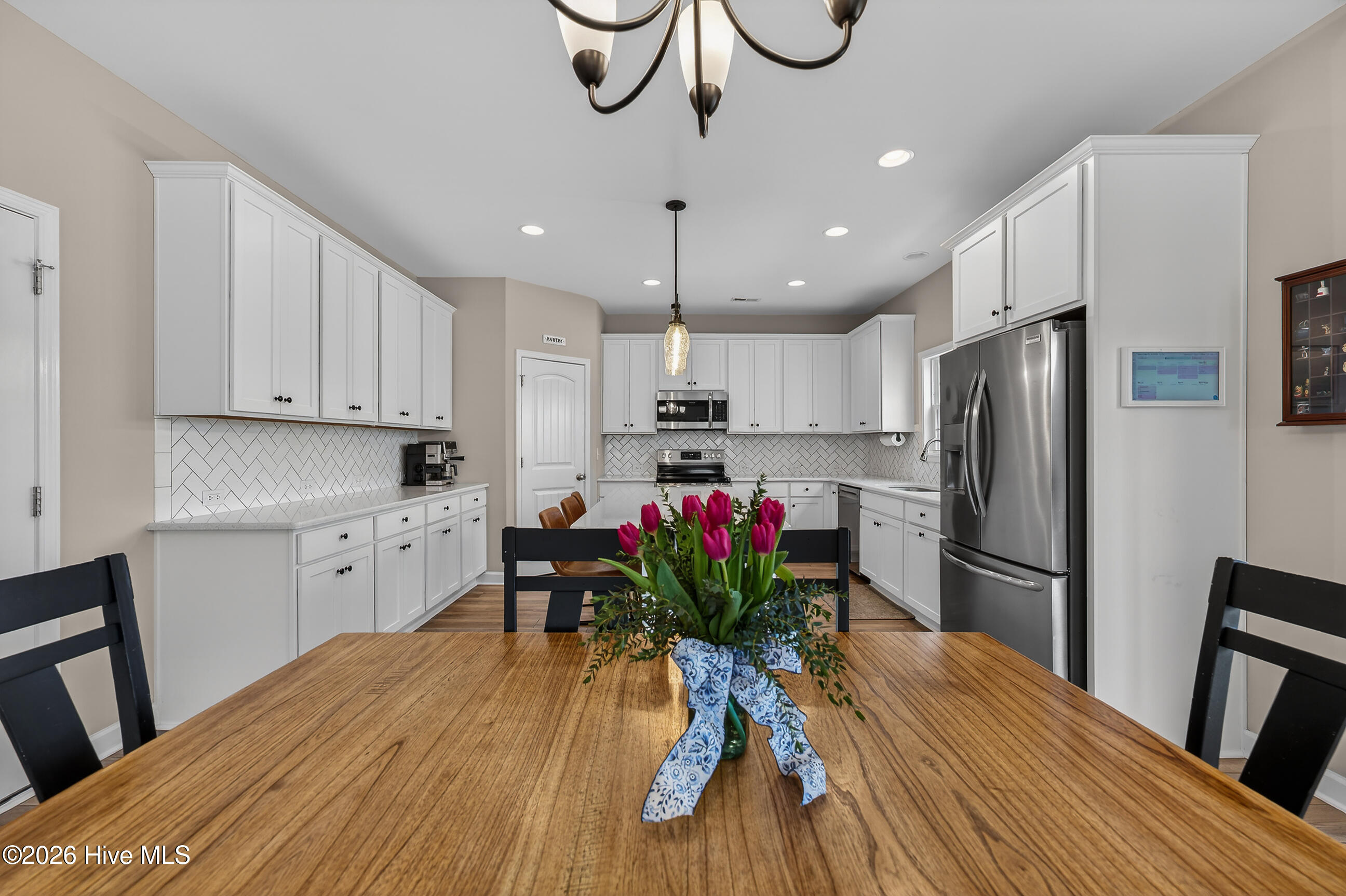 100561356 | Photo 21