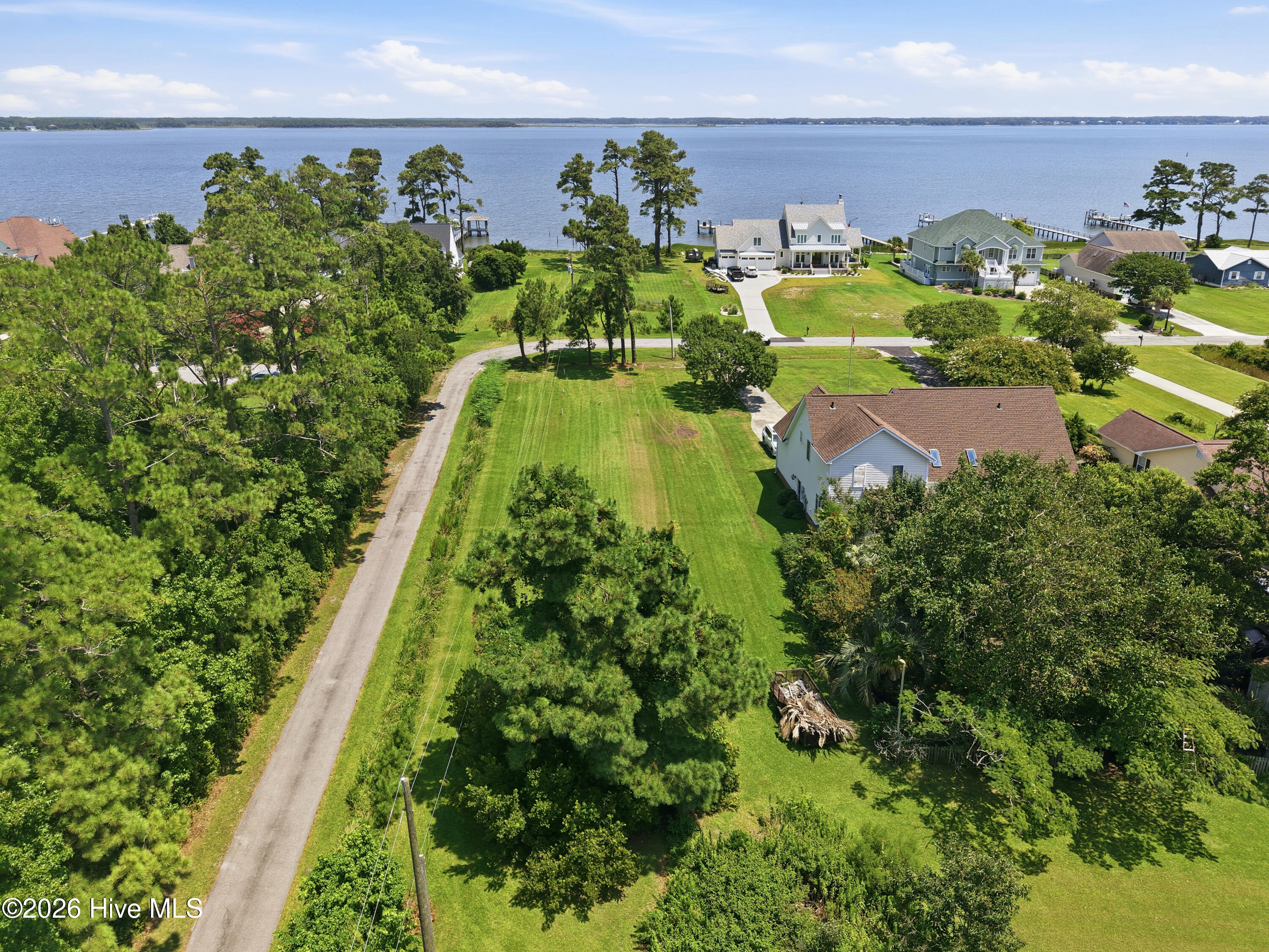 1513 956 Scotts Landing,Morehead City
