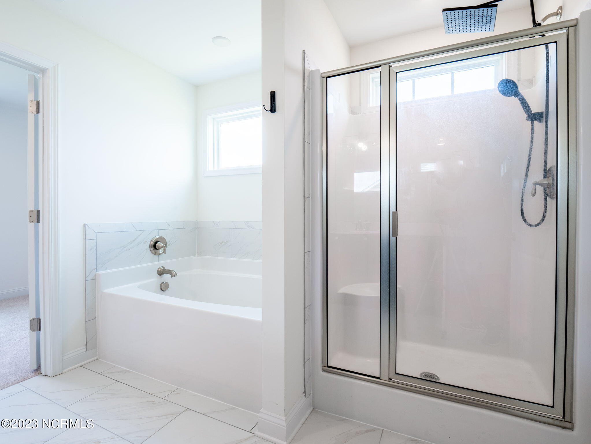 100550664 | Photo 34