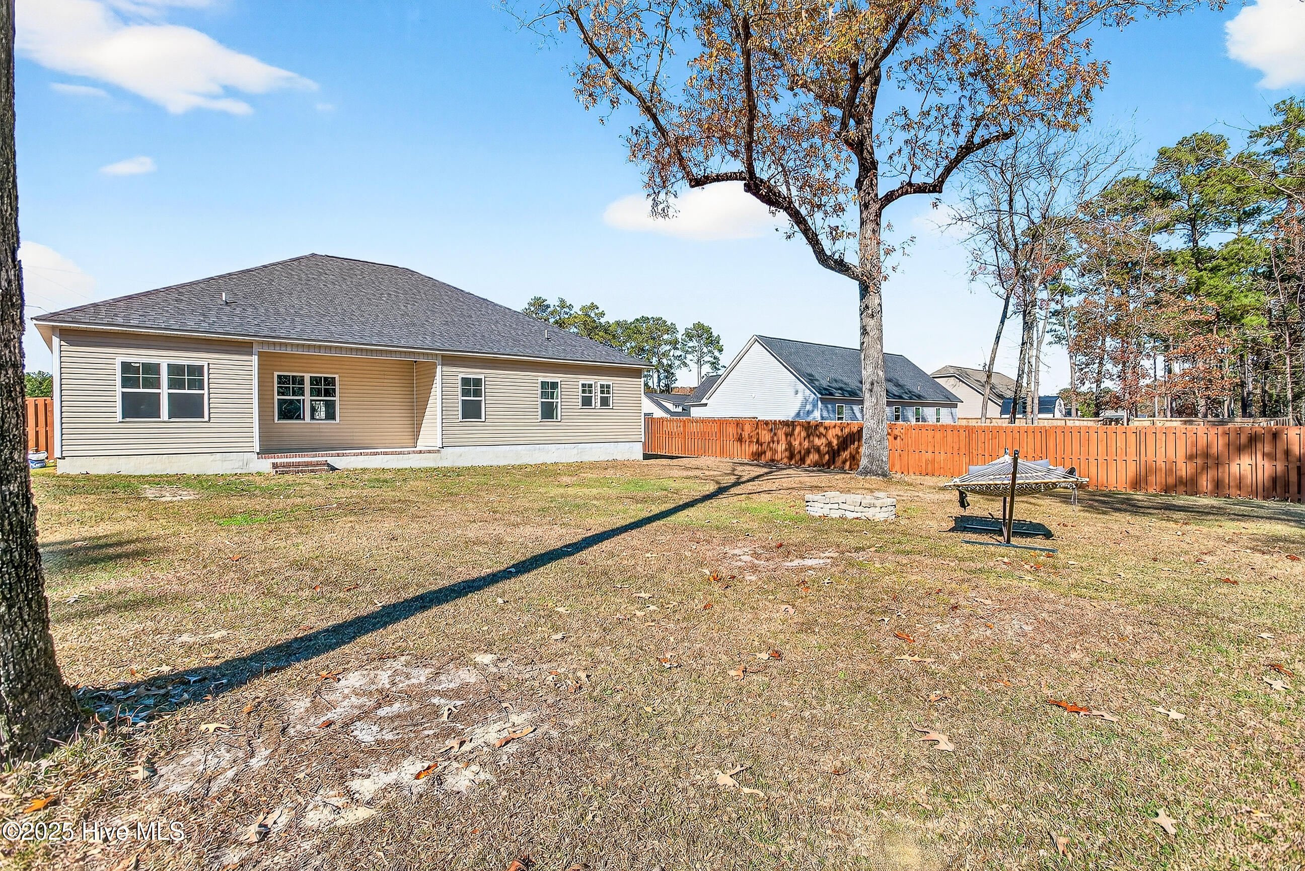 100543581 | Photo 29