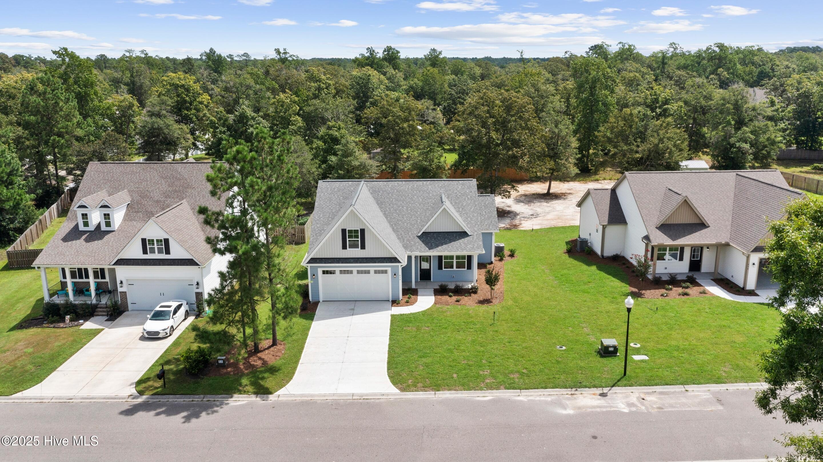 100524111 | Photo 59