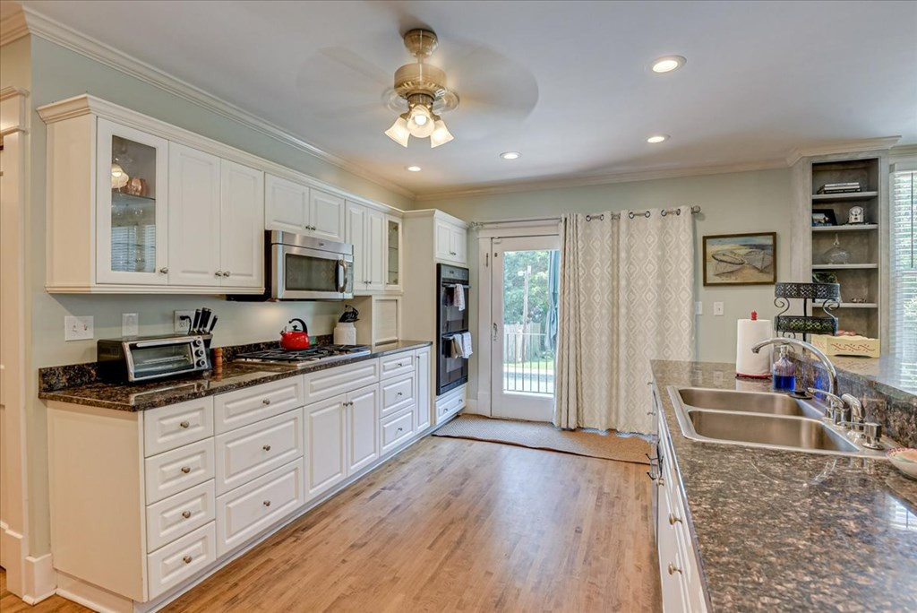1002 Russell Street, Augusta, GA 30904 Listing Photo  17