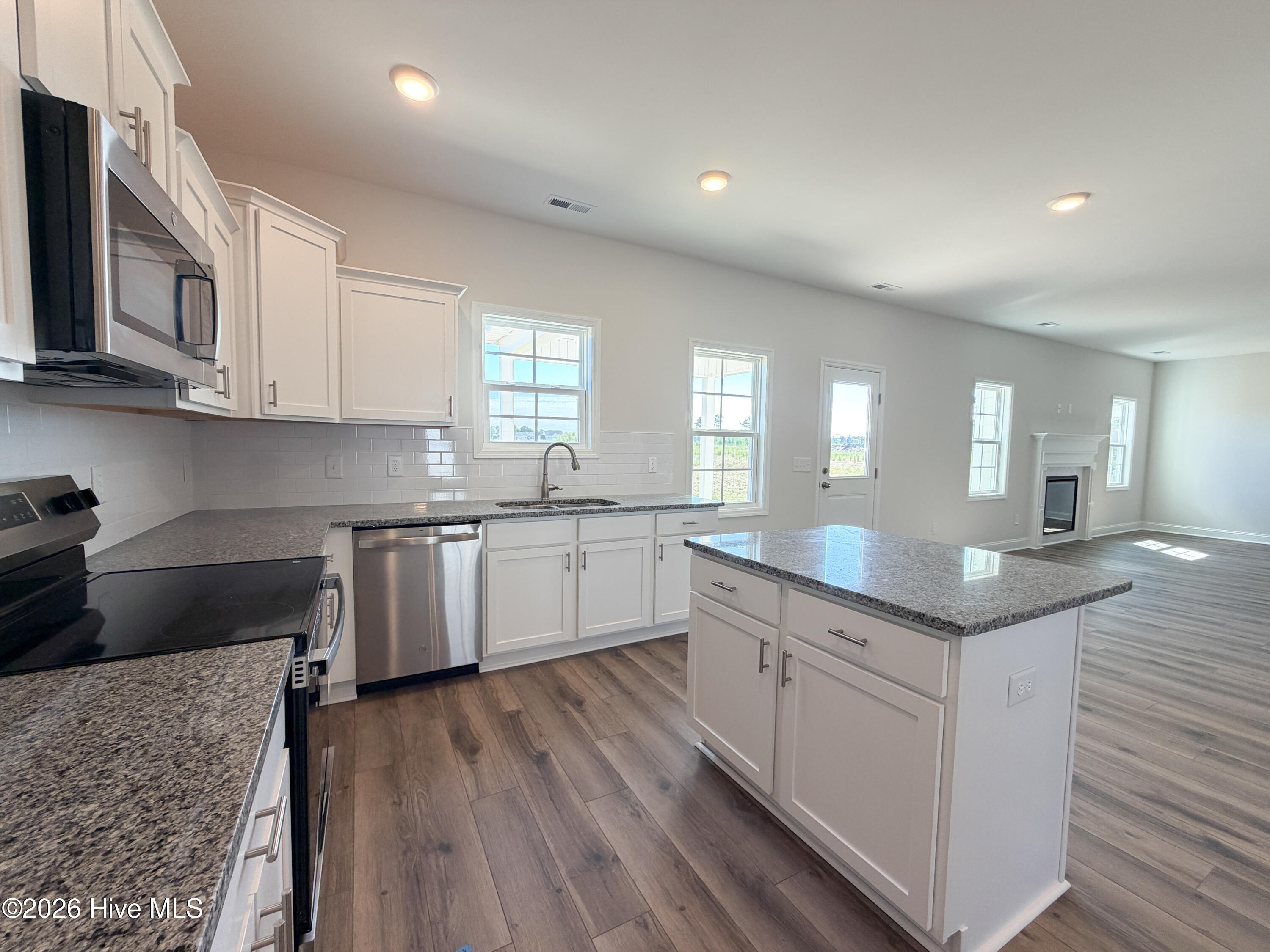 821 Tupelo Tree Drive, Hubert, NC 28539 – photo 7