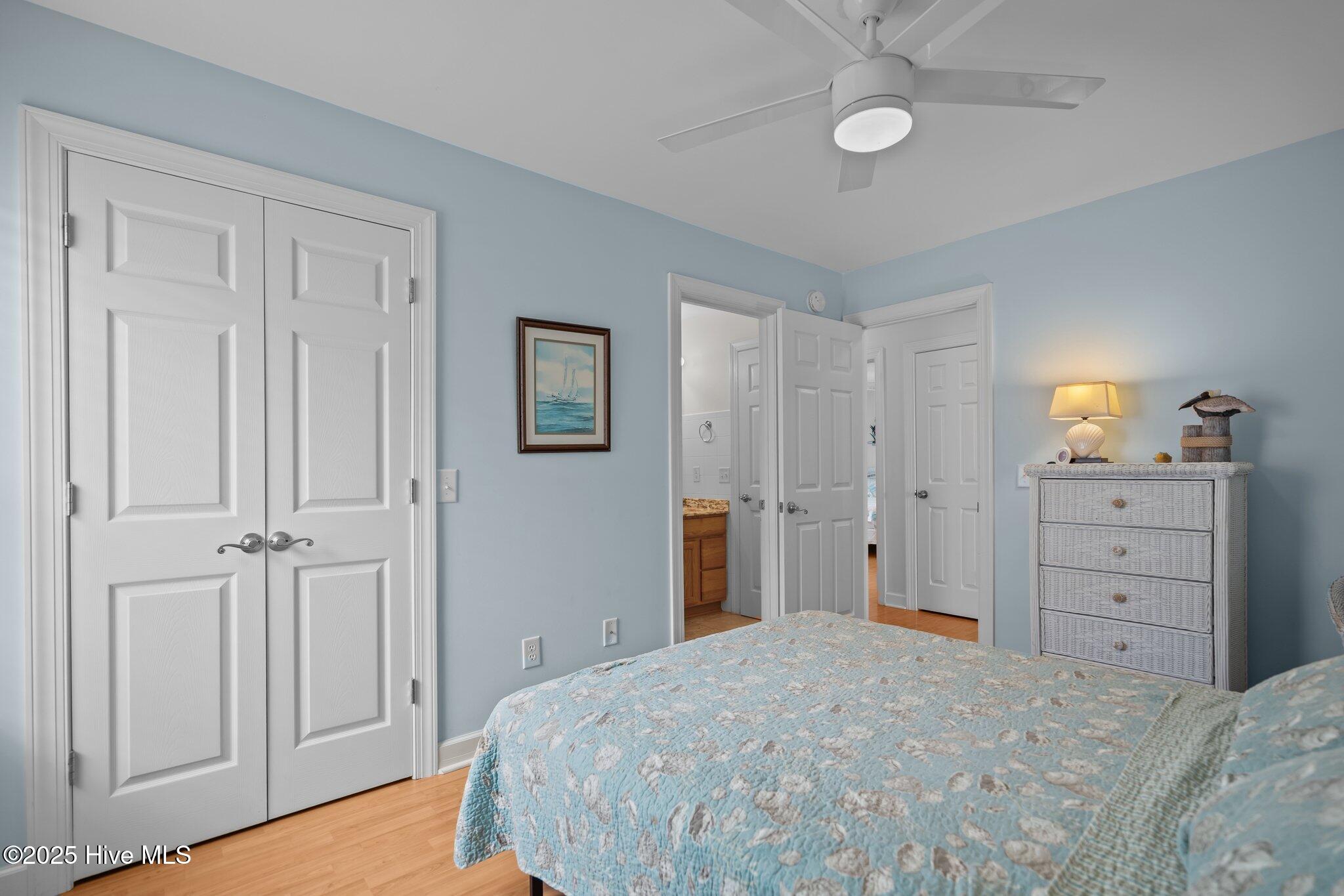 100517725 | Photo 26