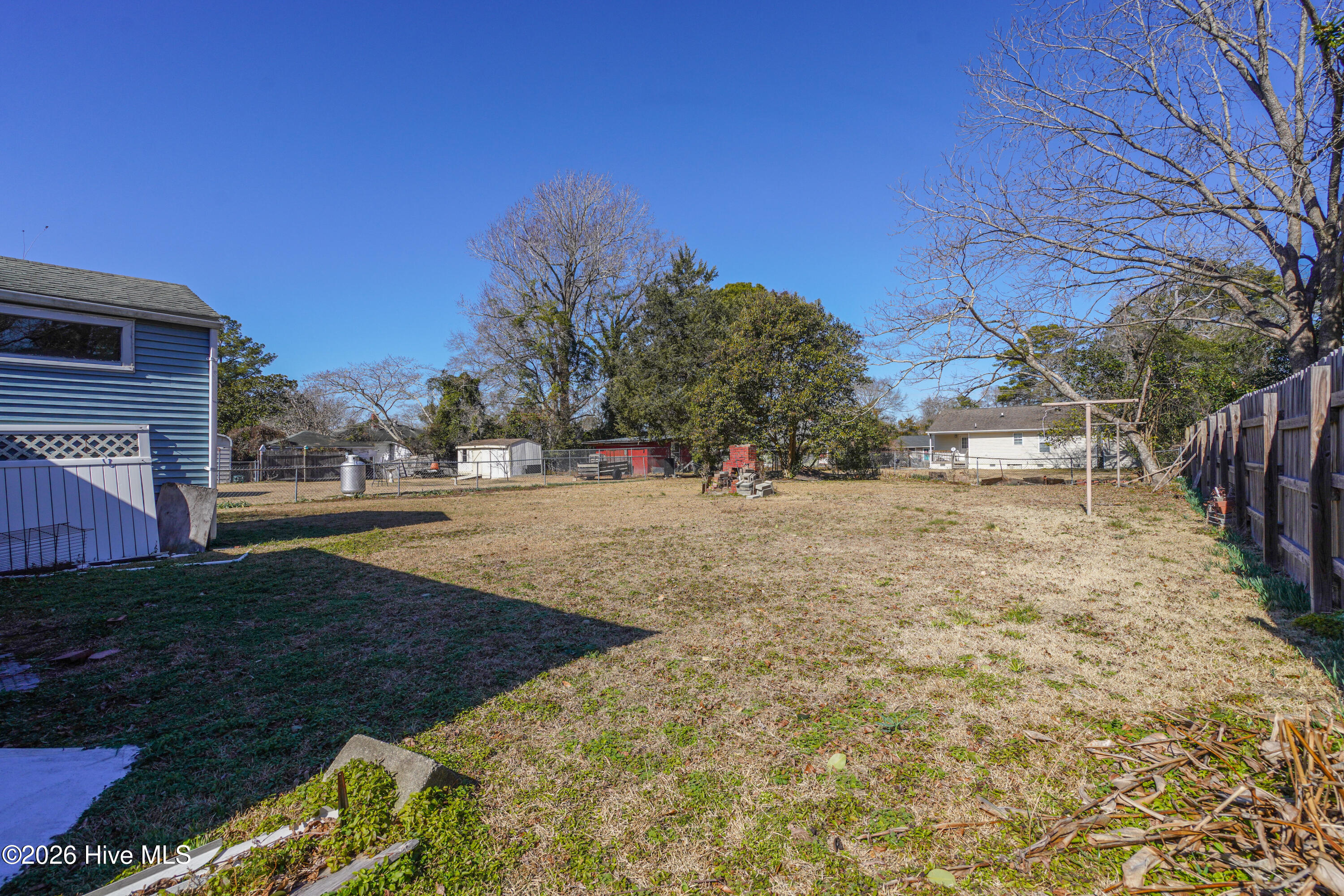 100559620 | Photo 21