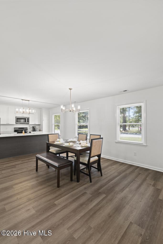 100568069 | Photo 11